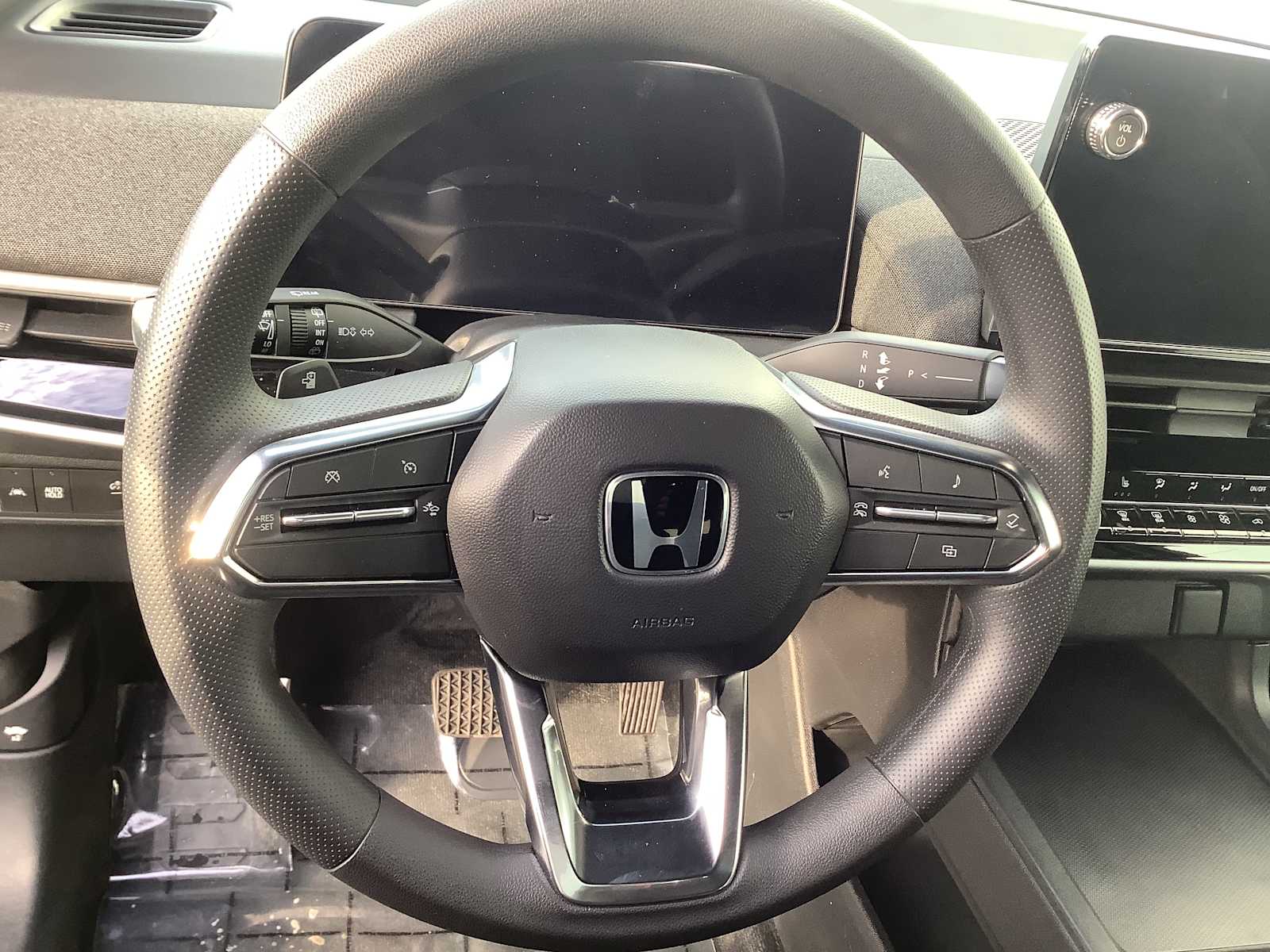 Thumbnail: 2026 Honda Prologue - 15