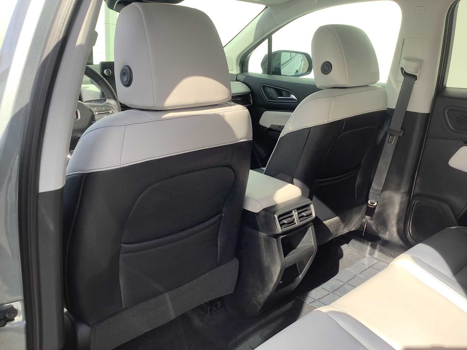 Thumbnail: 2026 Honda Prologue - 12