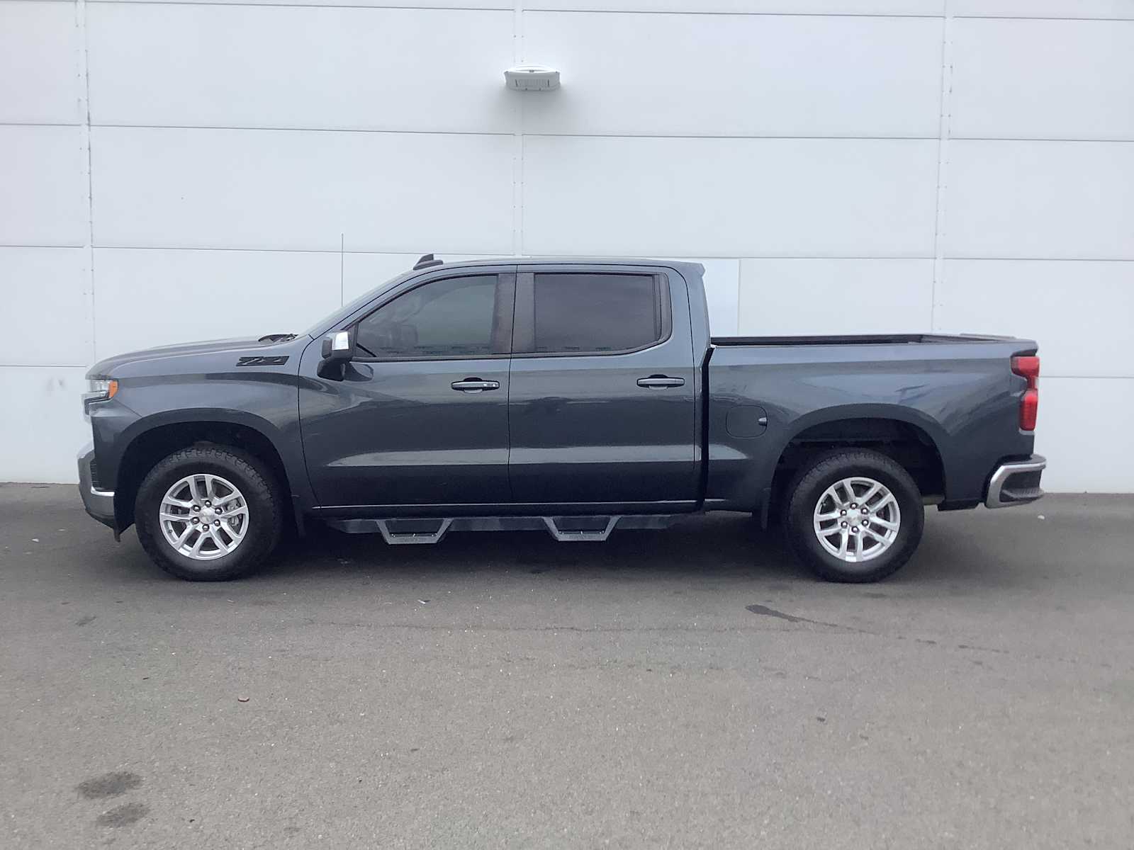 Thumbnail: 2021 Chevrolet Silverado 1500 - 2