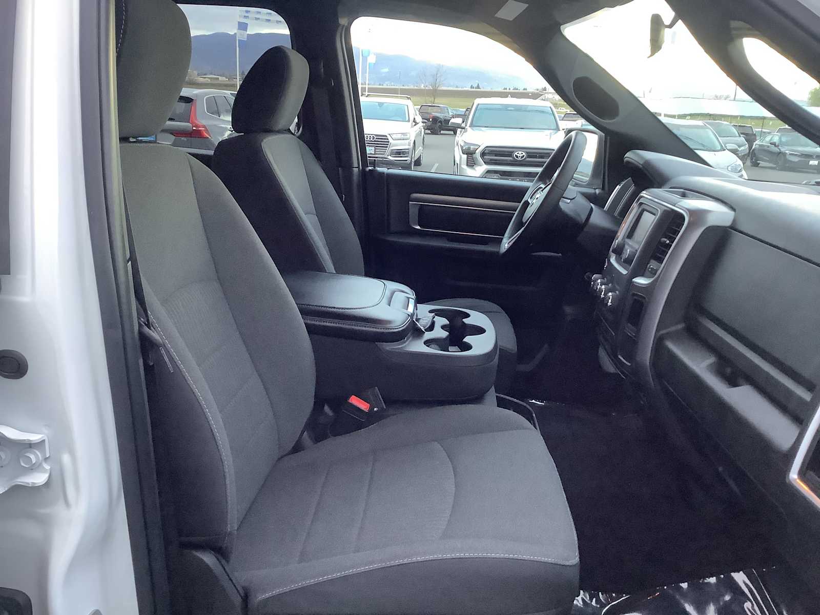 Thumbnail: 2024 RAM 1500 Classic - 15