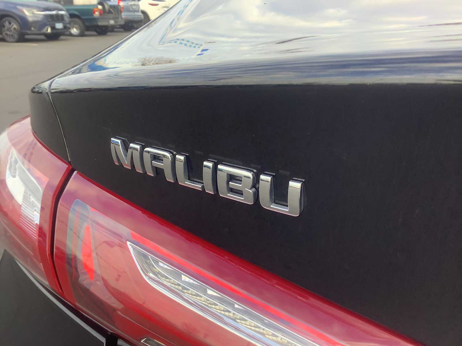 Thumbnail: 2022 Chevrolet Malibu - 6