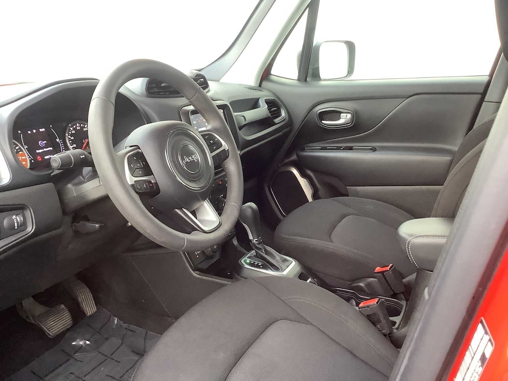 Used 2023 Jeep Renegade Latitude SUV