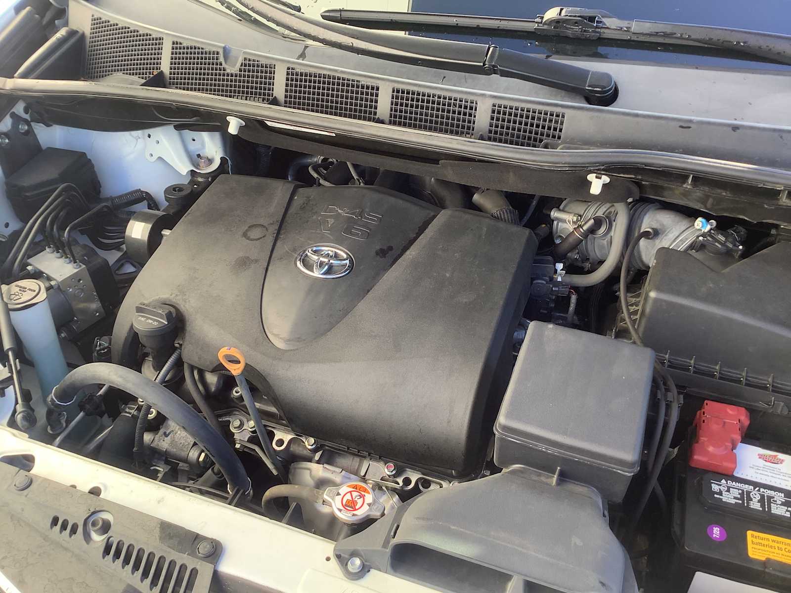 Thumbnail: 2019 Toyota Sienna - 8