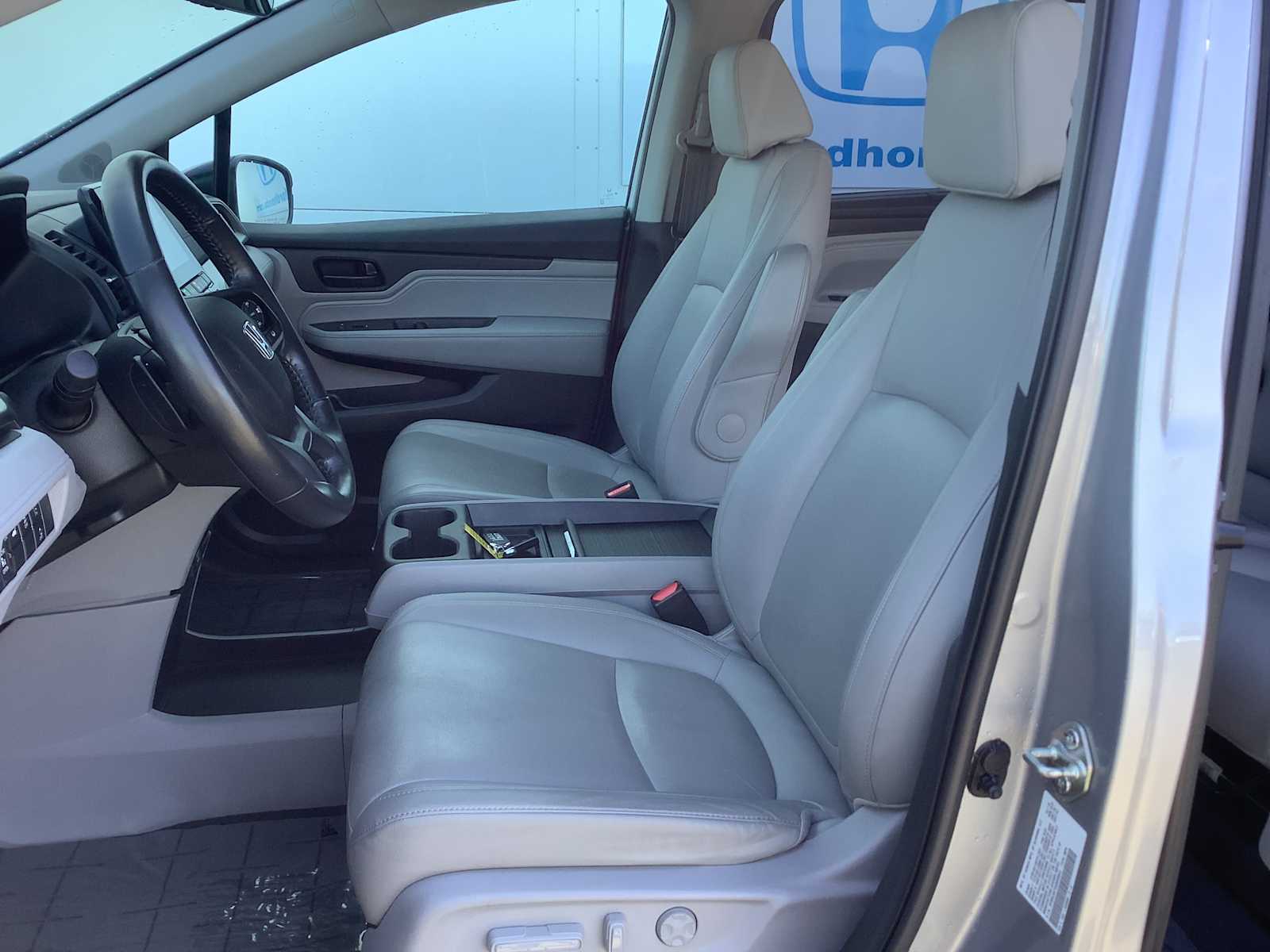 Thumbnail: 2019 Honda Odyssey - 11
