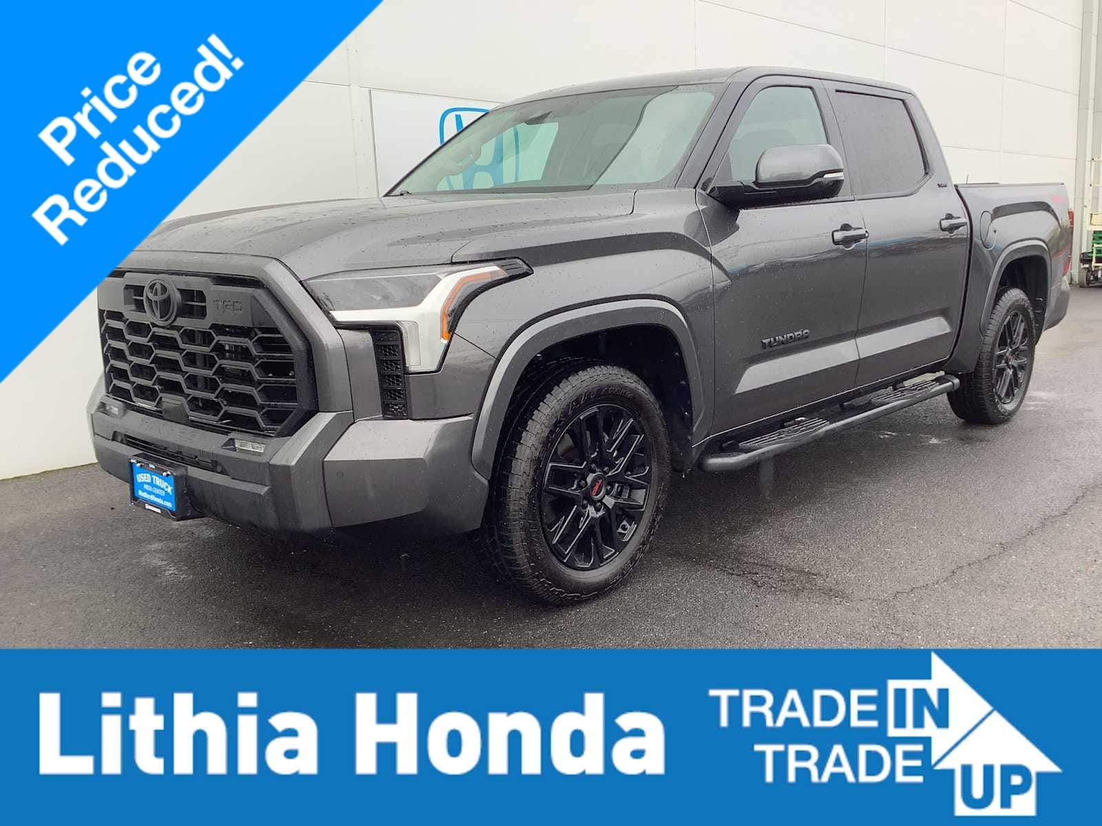 Thumbnail: 2022 Toyota Tundra - 1