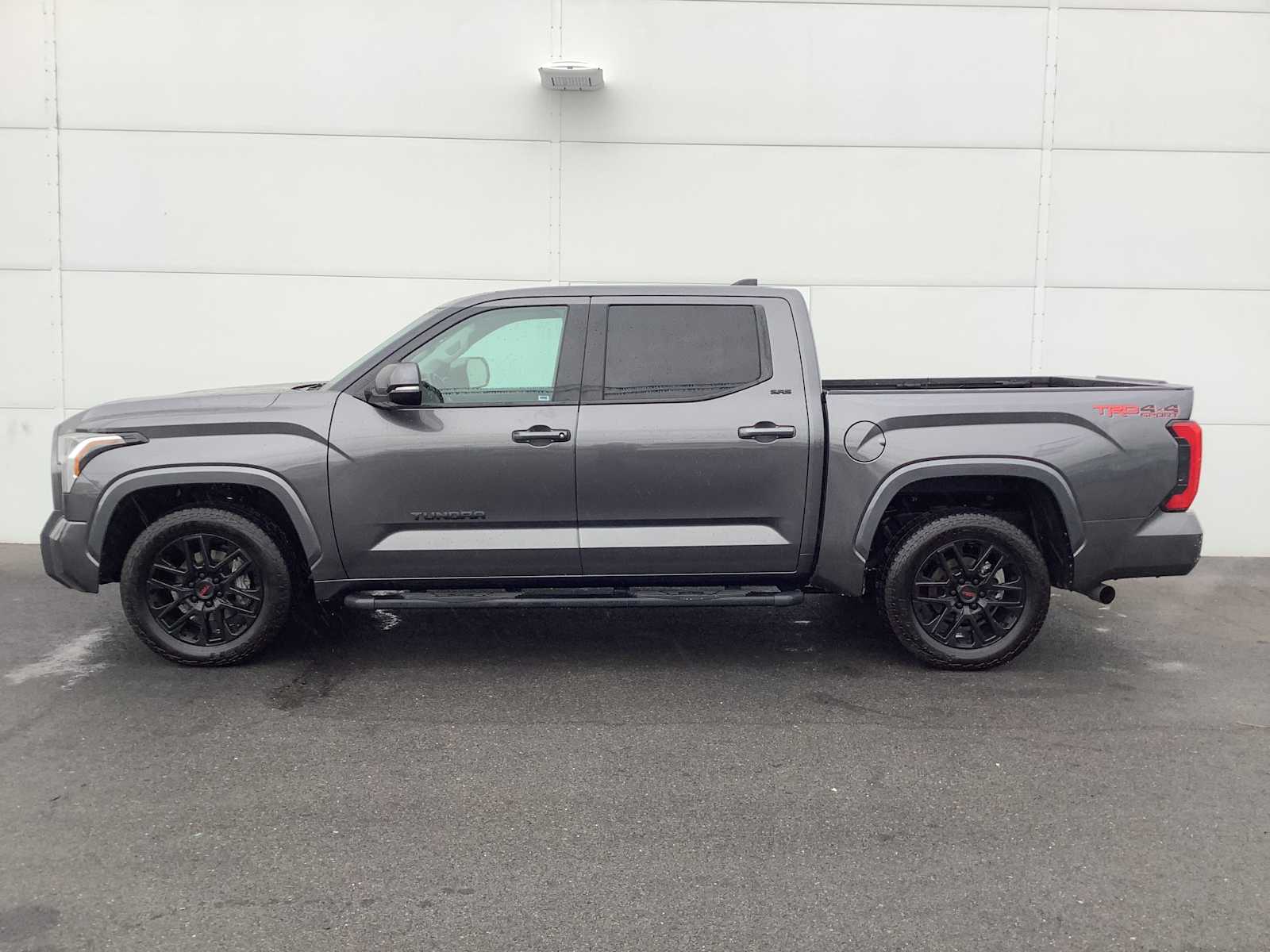 Thumbnail: 2022 Toyota Tundra - 2