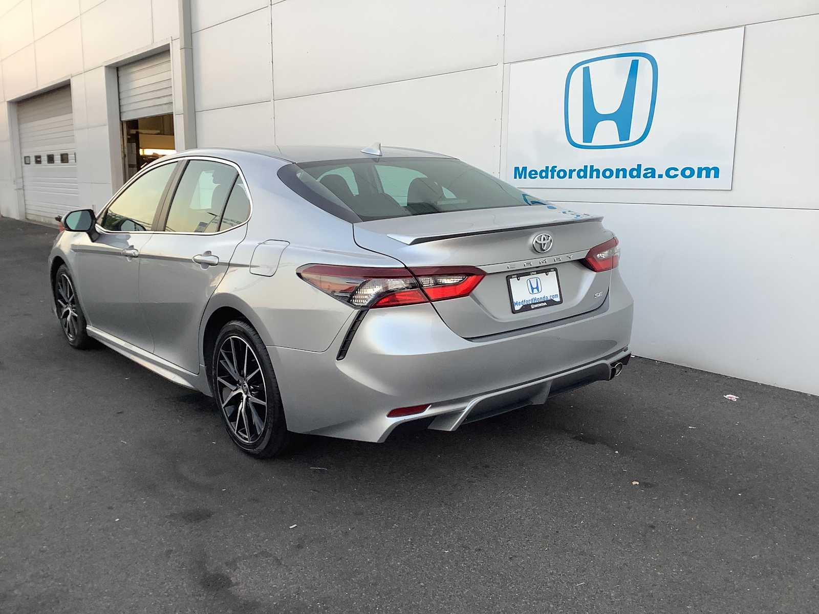 Thumbnail: 2022 Toyota Camry - 4