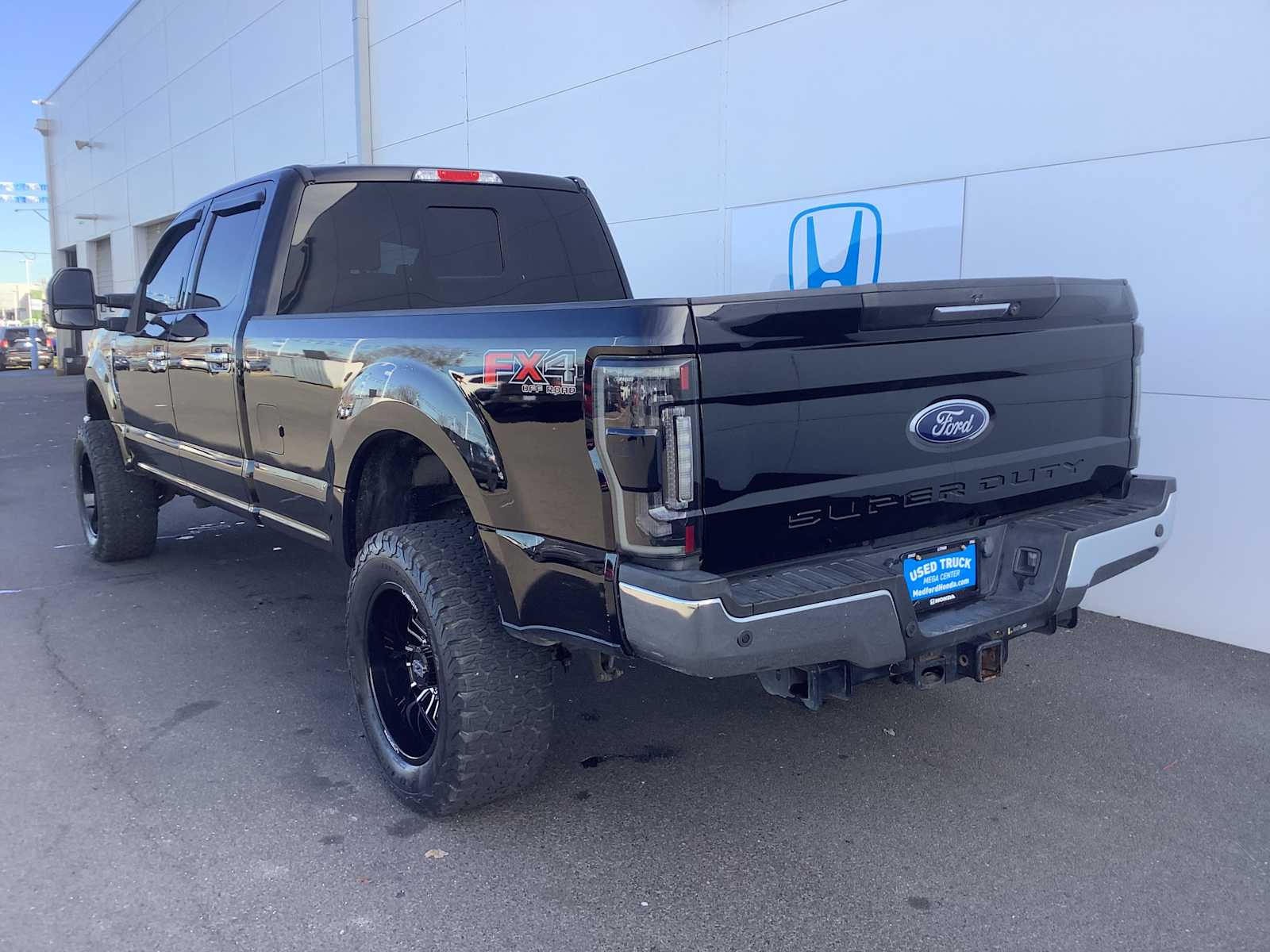 Thumbnail: 2017 Ford F-350 - 4