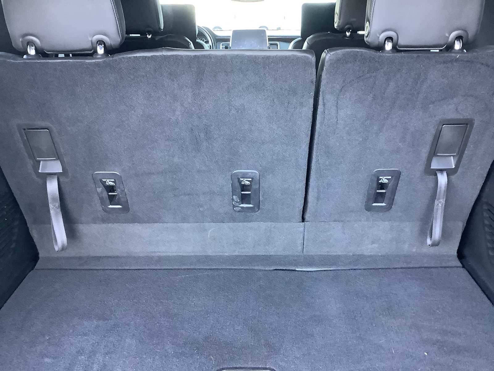 Thumbnail: 2021 Chevrolet Tahoe - 14