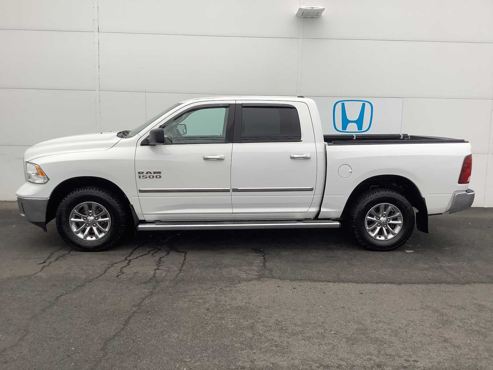 Thumbnail: 2013 RAM 1500 - 3