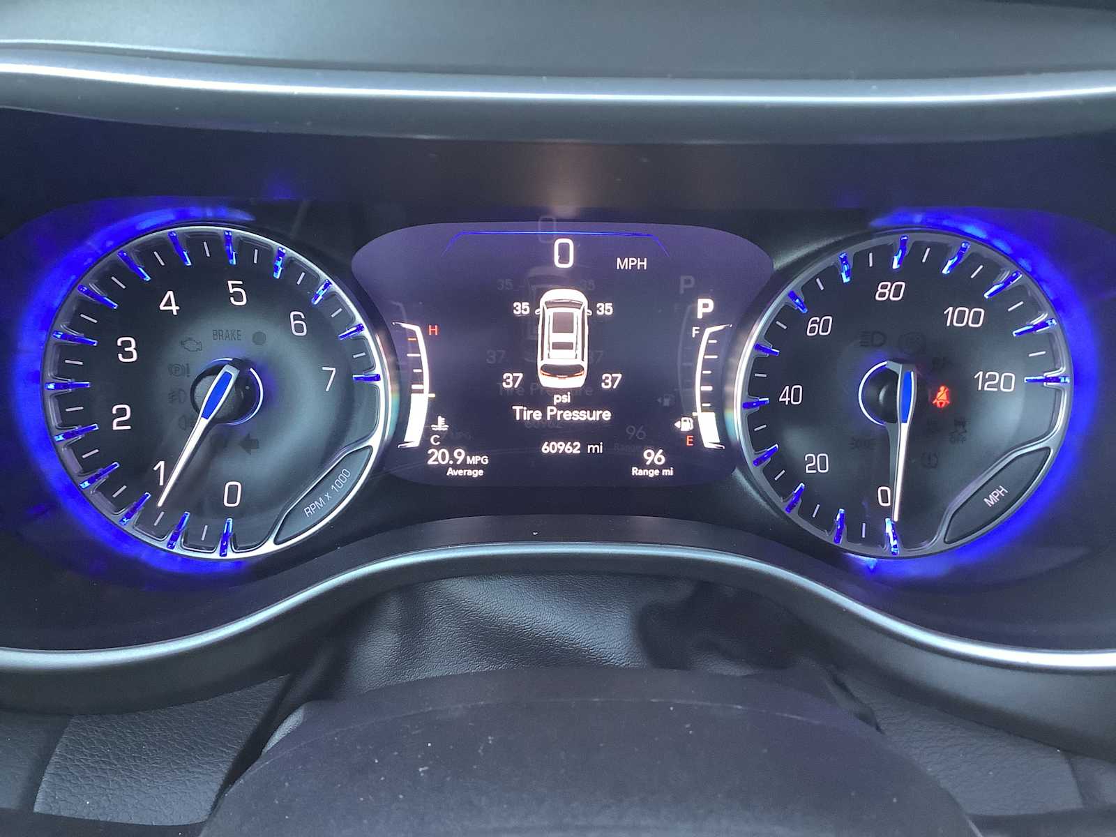 Thumbnail: 2022 Chrysler Pacifica - 20