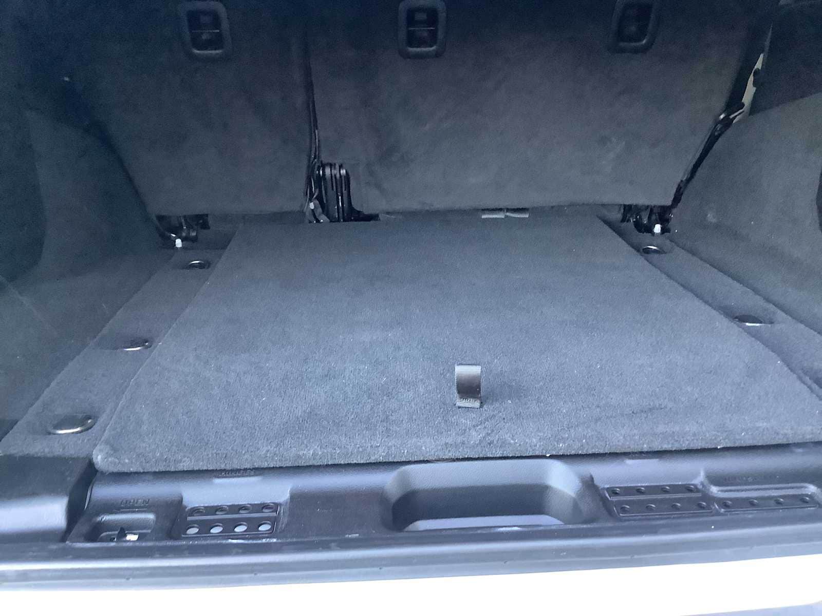 Thumbnail: 2021 Jeep Wrangler - 14