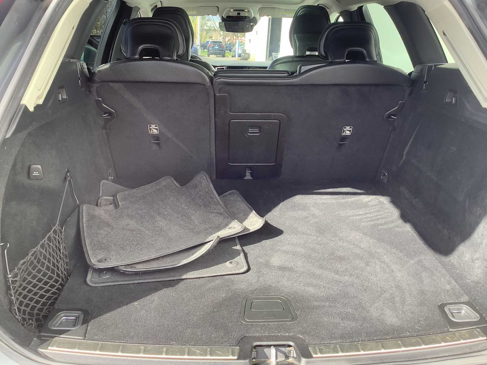 Thumbnail: 2020 Volvo XC60 - 19