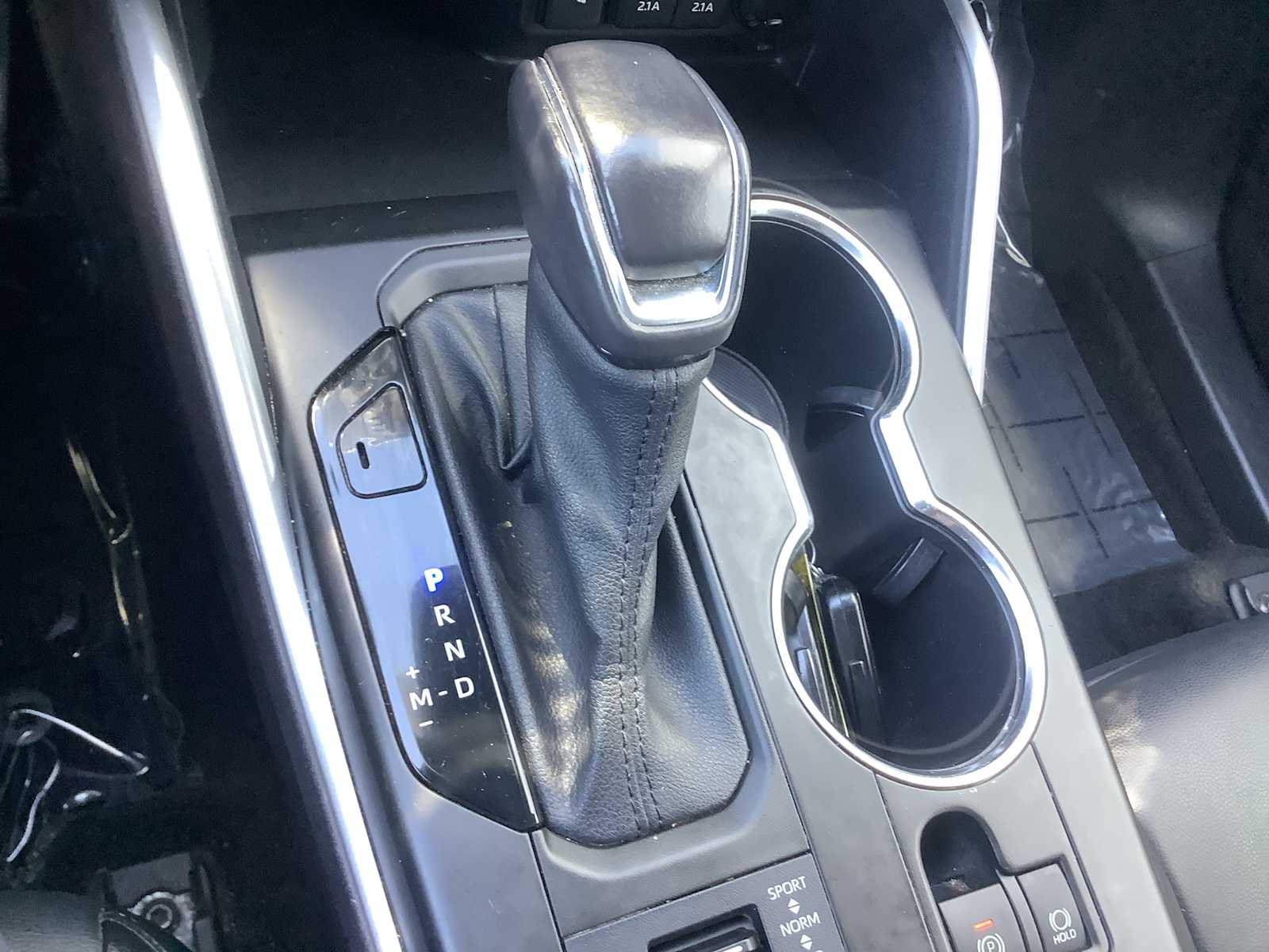 Thumbnail: 2021 Toyota Highlander - 16