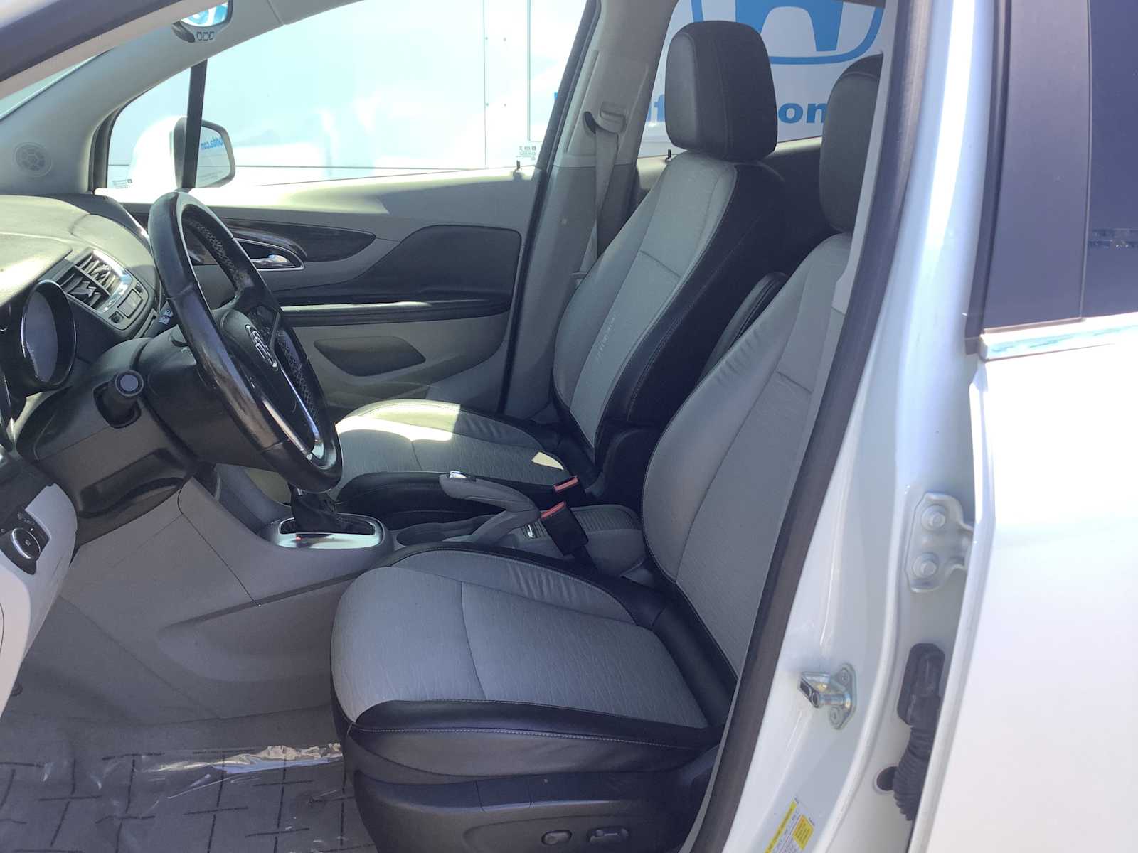 Thumbnail: 2015 Buick Encore - 11