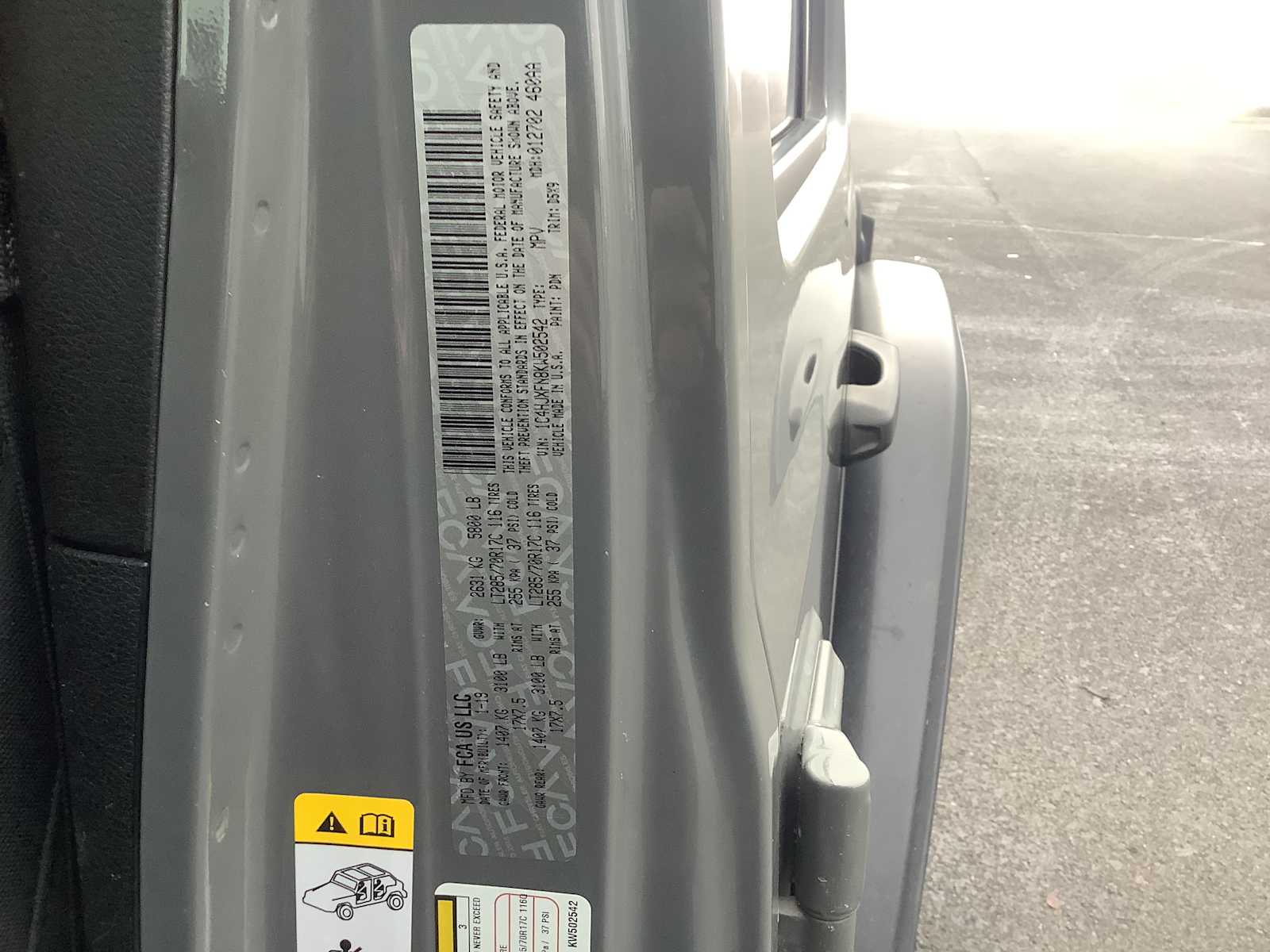 Thumbnail: 2019 Jeep Wrangler - 21