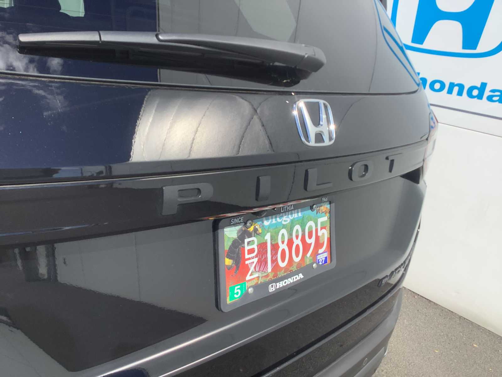 2025 Honda Pilot Black Edition - Photo 8