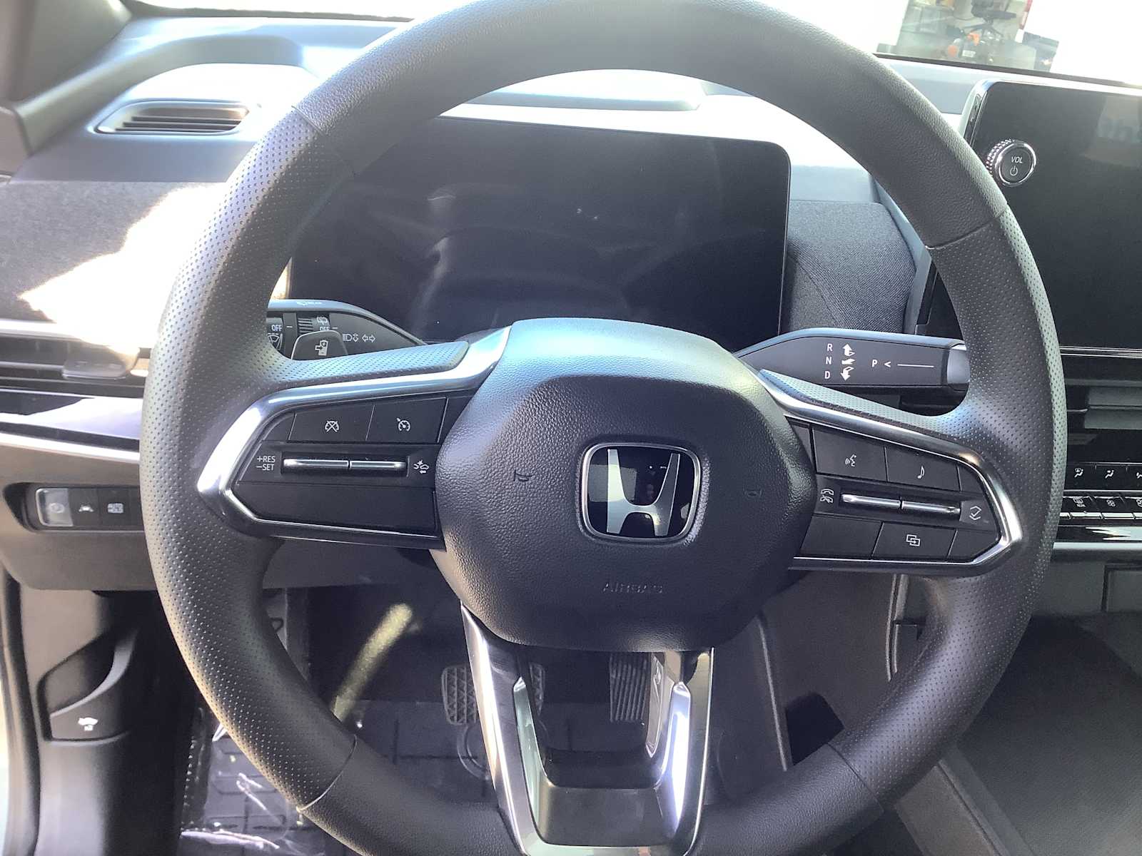 Thumbnail: 2026 Honda Prologue - 15