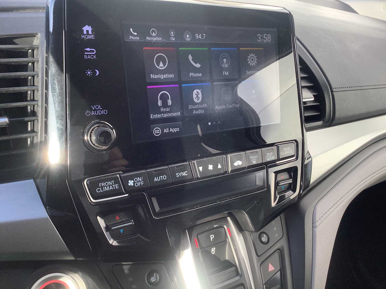 Thumbnail: 2018 Honda Odyssey - 16