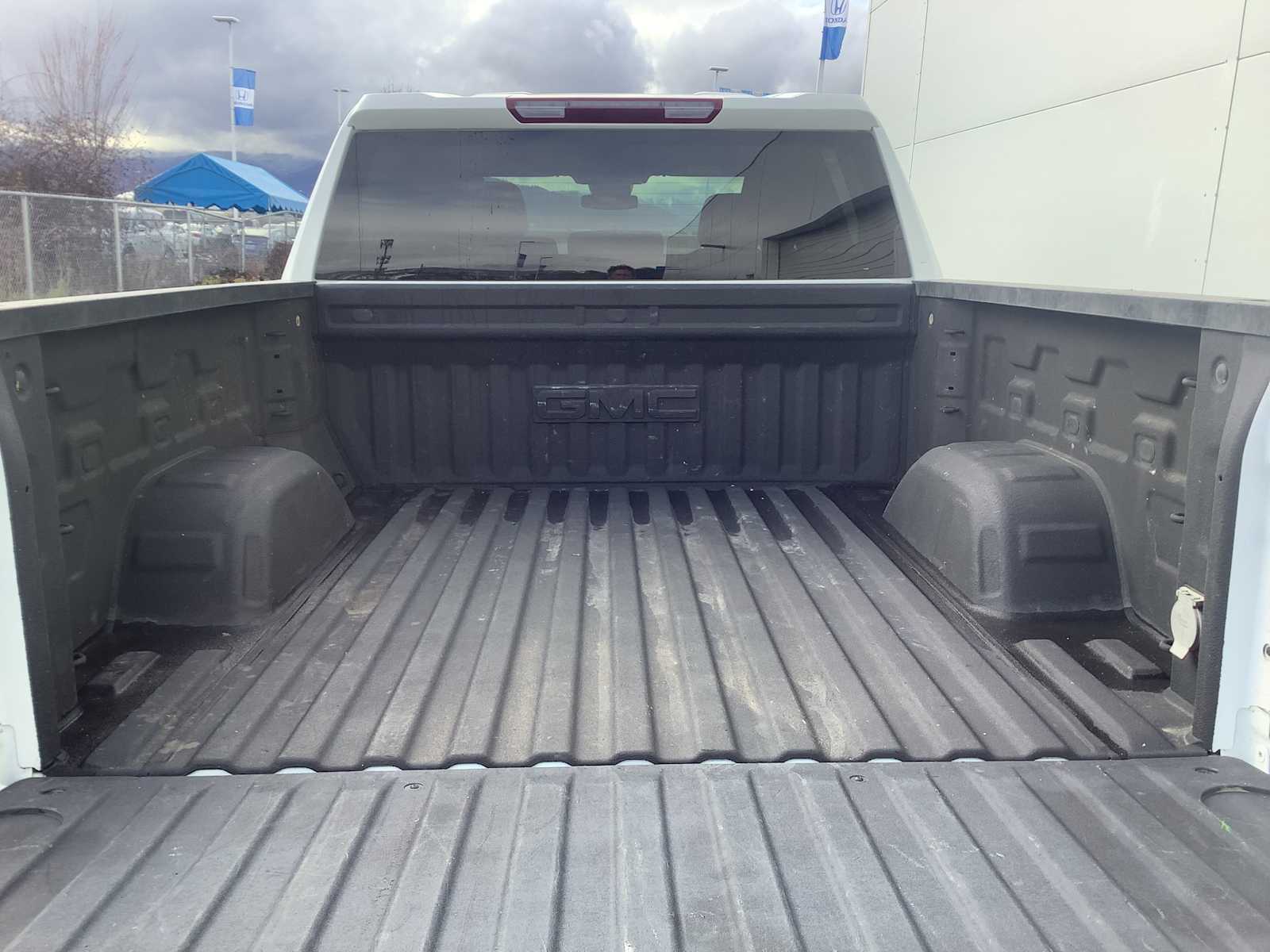 Thumbnail: 2023 GMC Sierra 1500 - 19