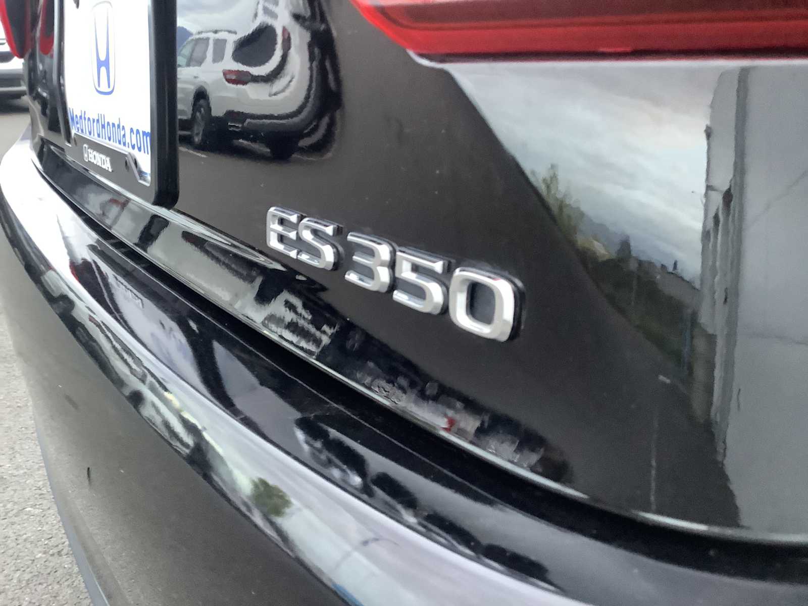 Thumbnail: 2016 Lexus ES - 6