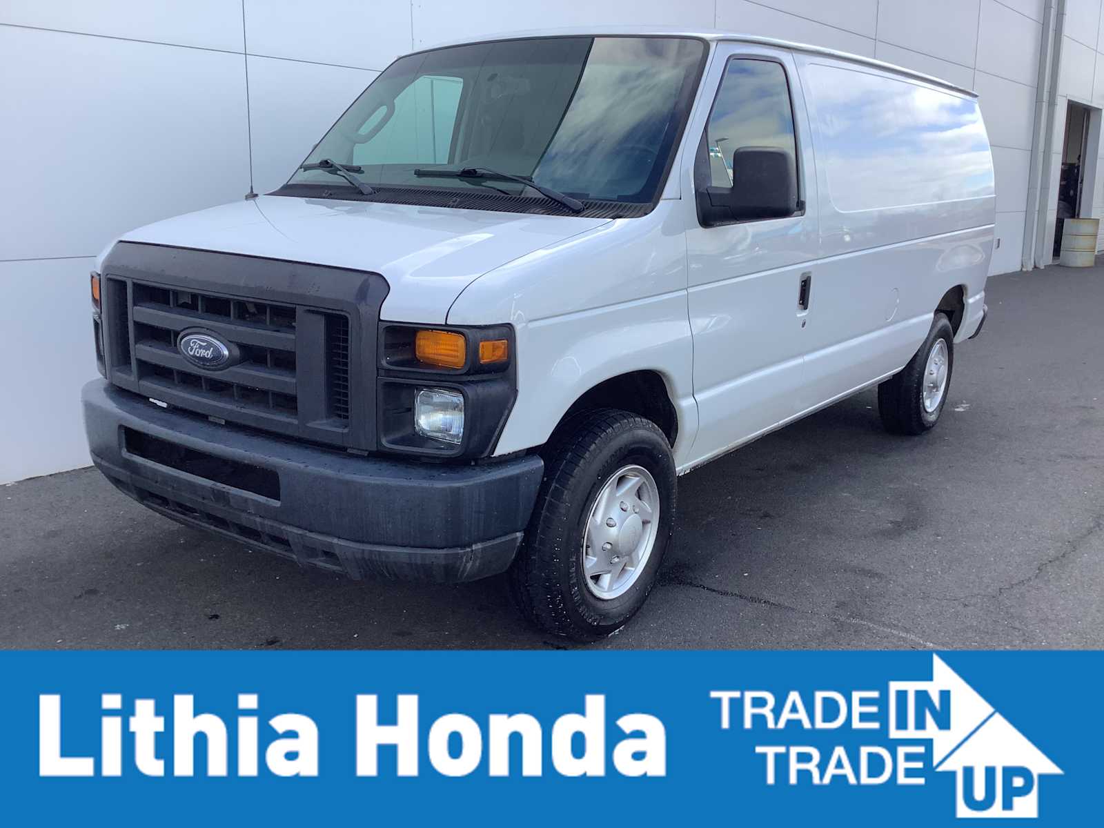 2014 Ford Econoline E-250 -
                  Medford, OR