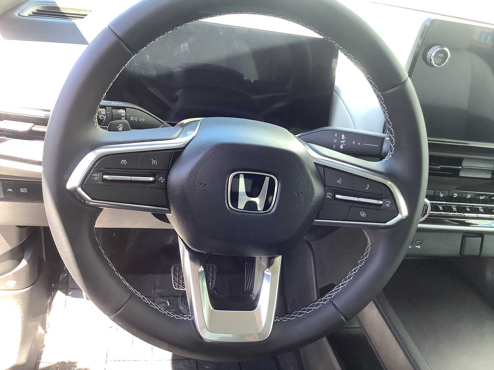 Thumbnail: 2026 Honda Prologue - 15