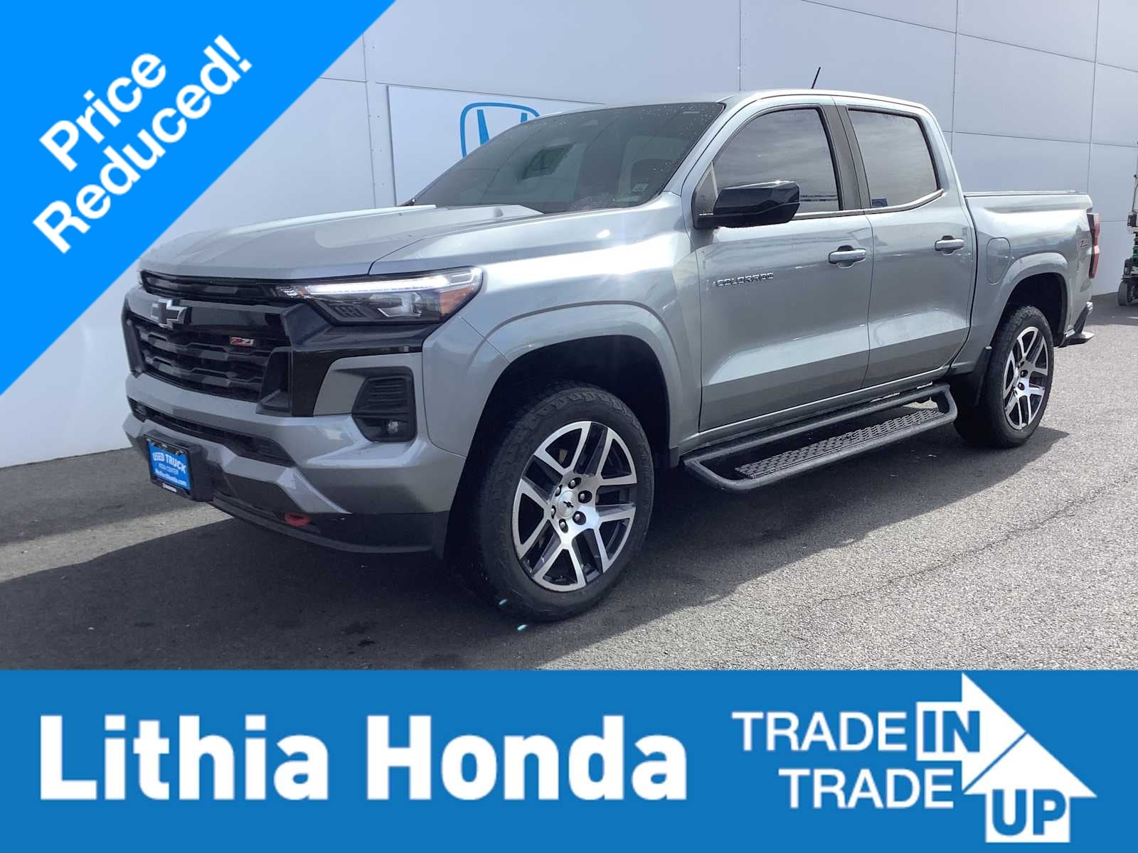 Thumbnail: 2023 Chevrolet Colorado - 1