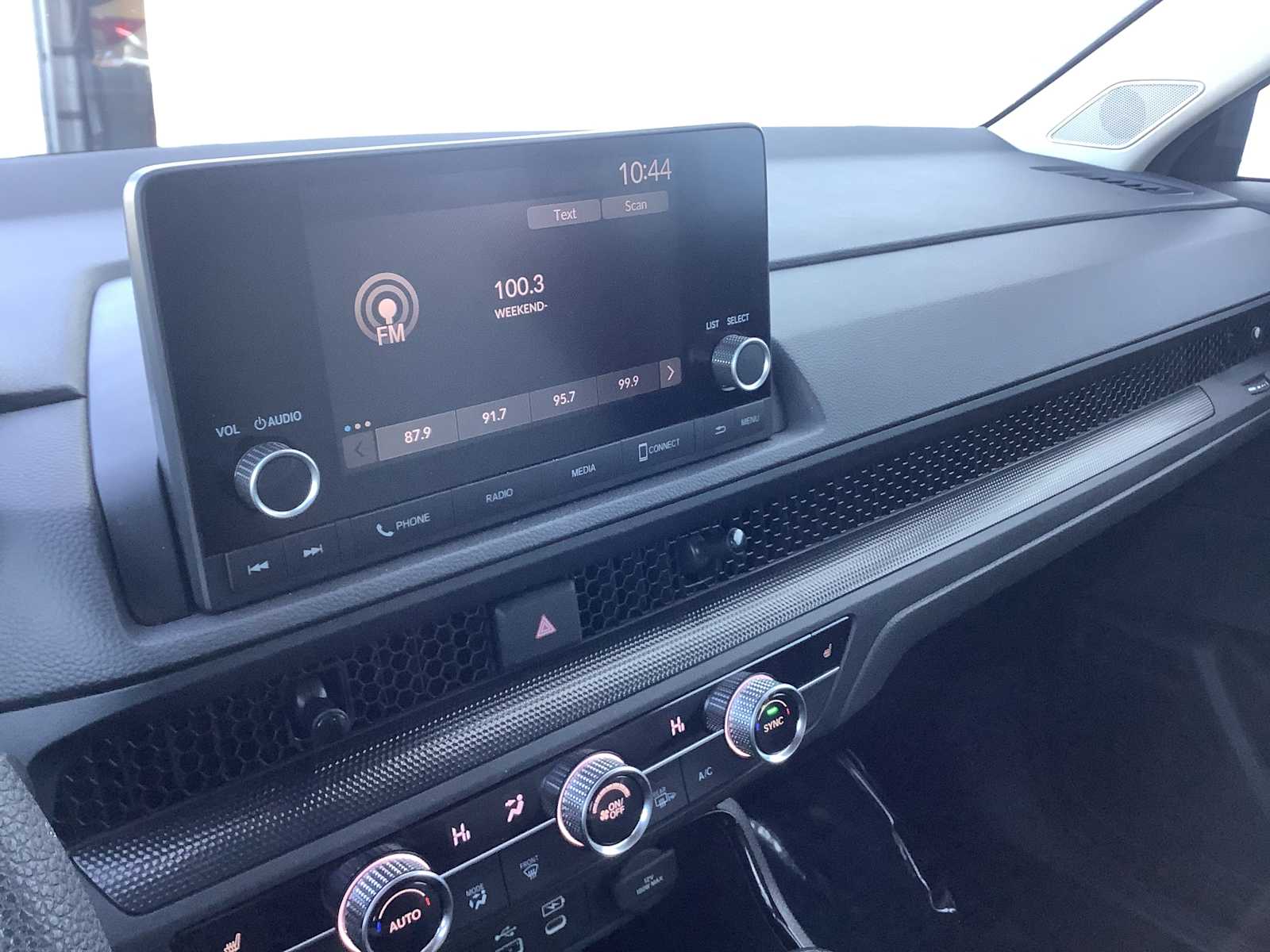 2025 Honda CR-V EX - Photo 16