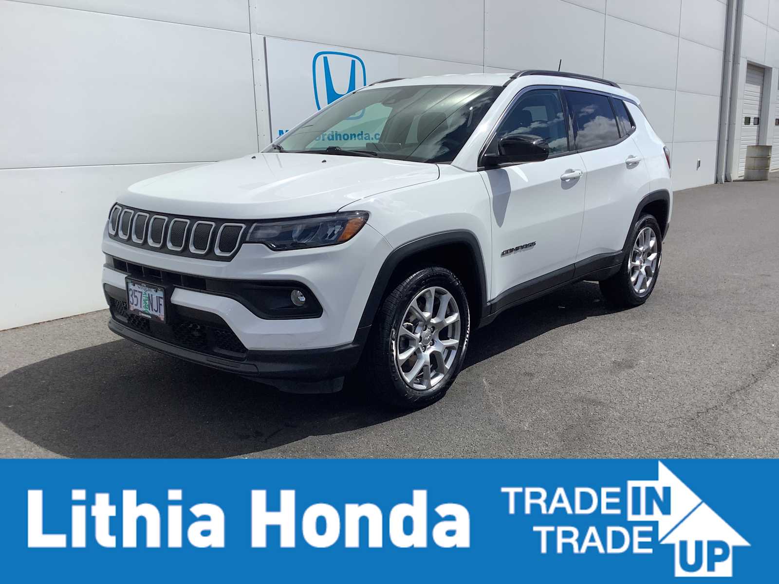2022 Jeep Compass Latitude Lux 4X4's photo