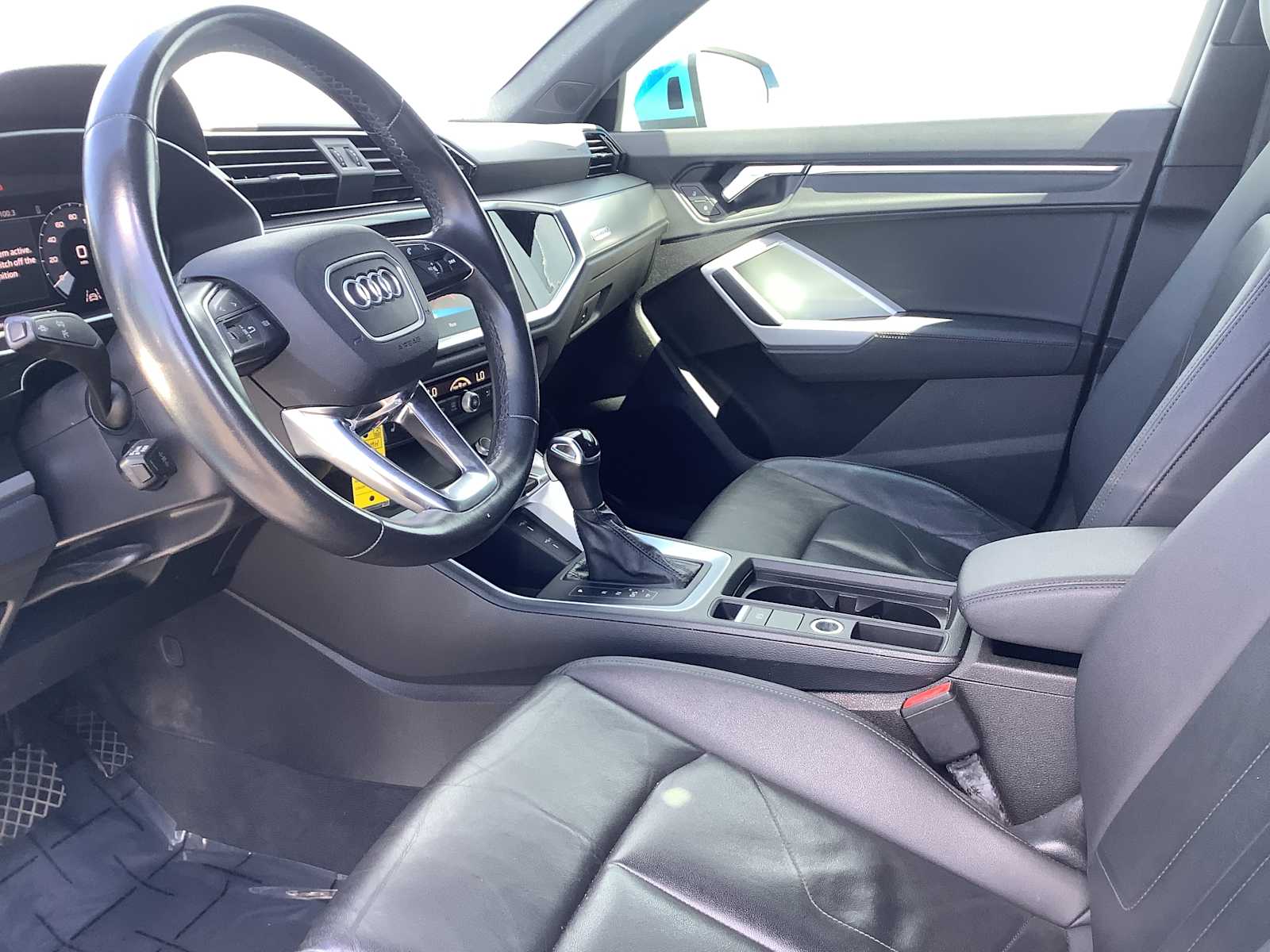 2022 Audi Q3 S Line Premium - Photo 3