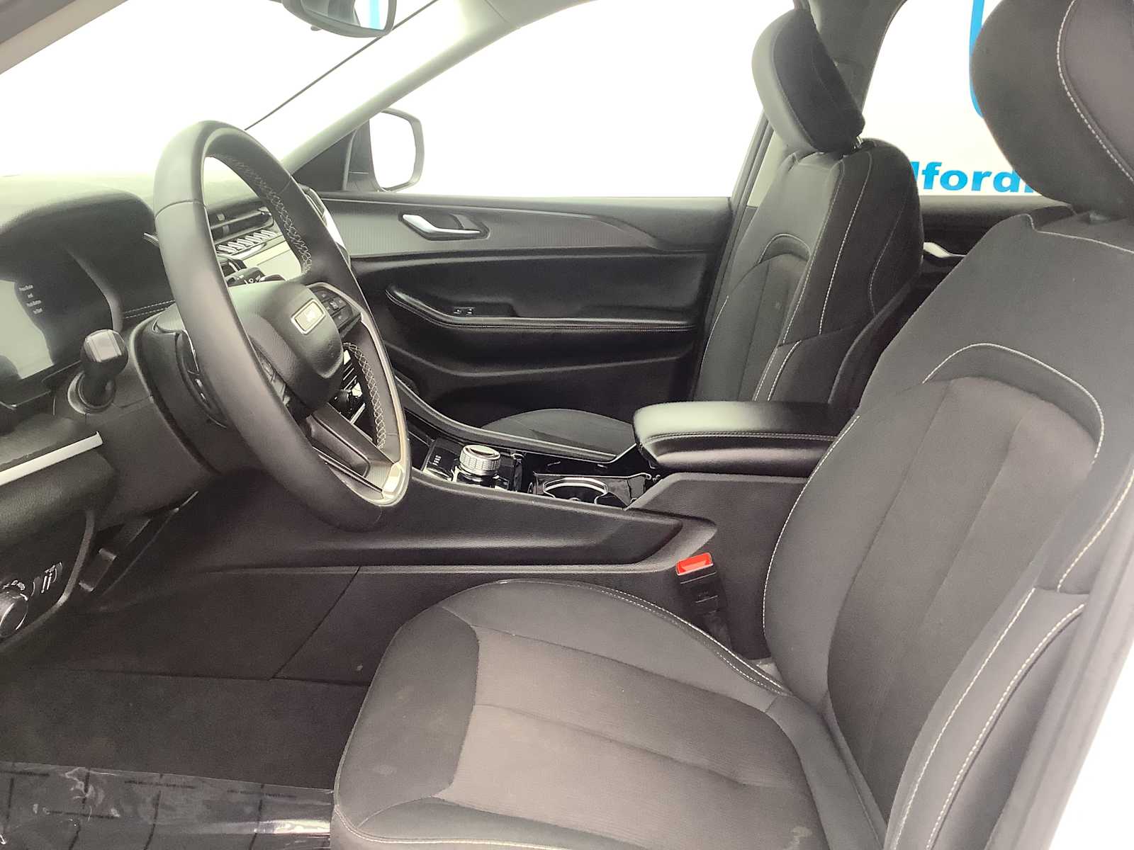 Thumbnail: 2023 Jeep Grand Cherokee - 2