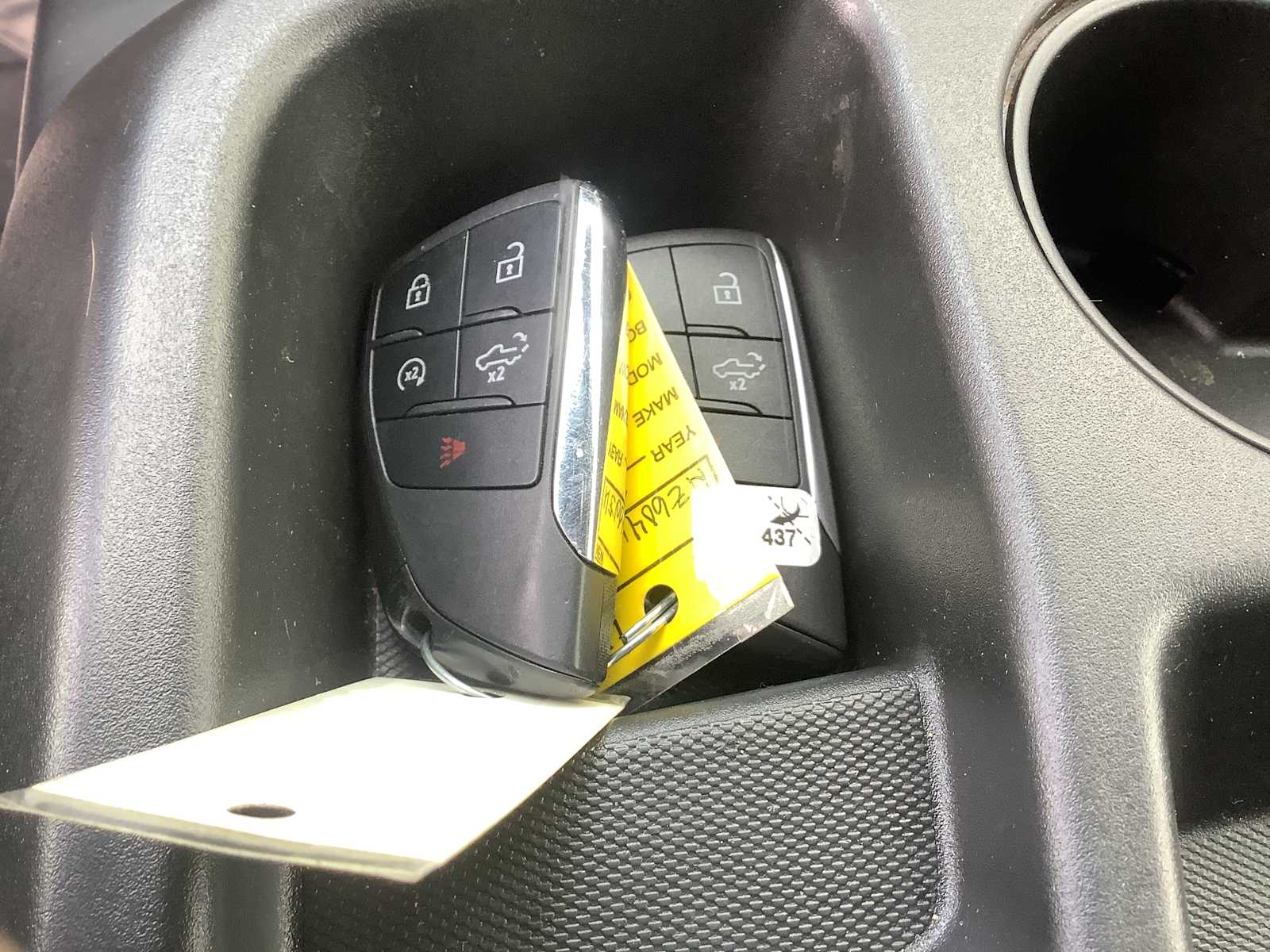 Thumbnail: 2022 Chevrolet Silverado 1500 - 19