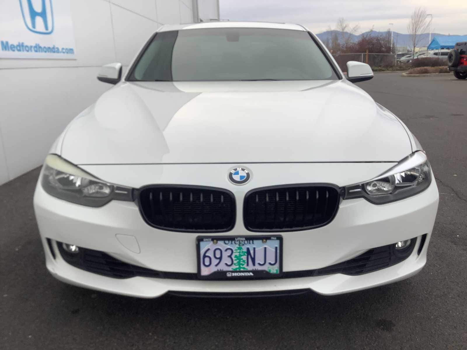 Thumbnail: 2014 BMW 3 Series - 9