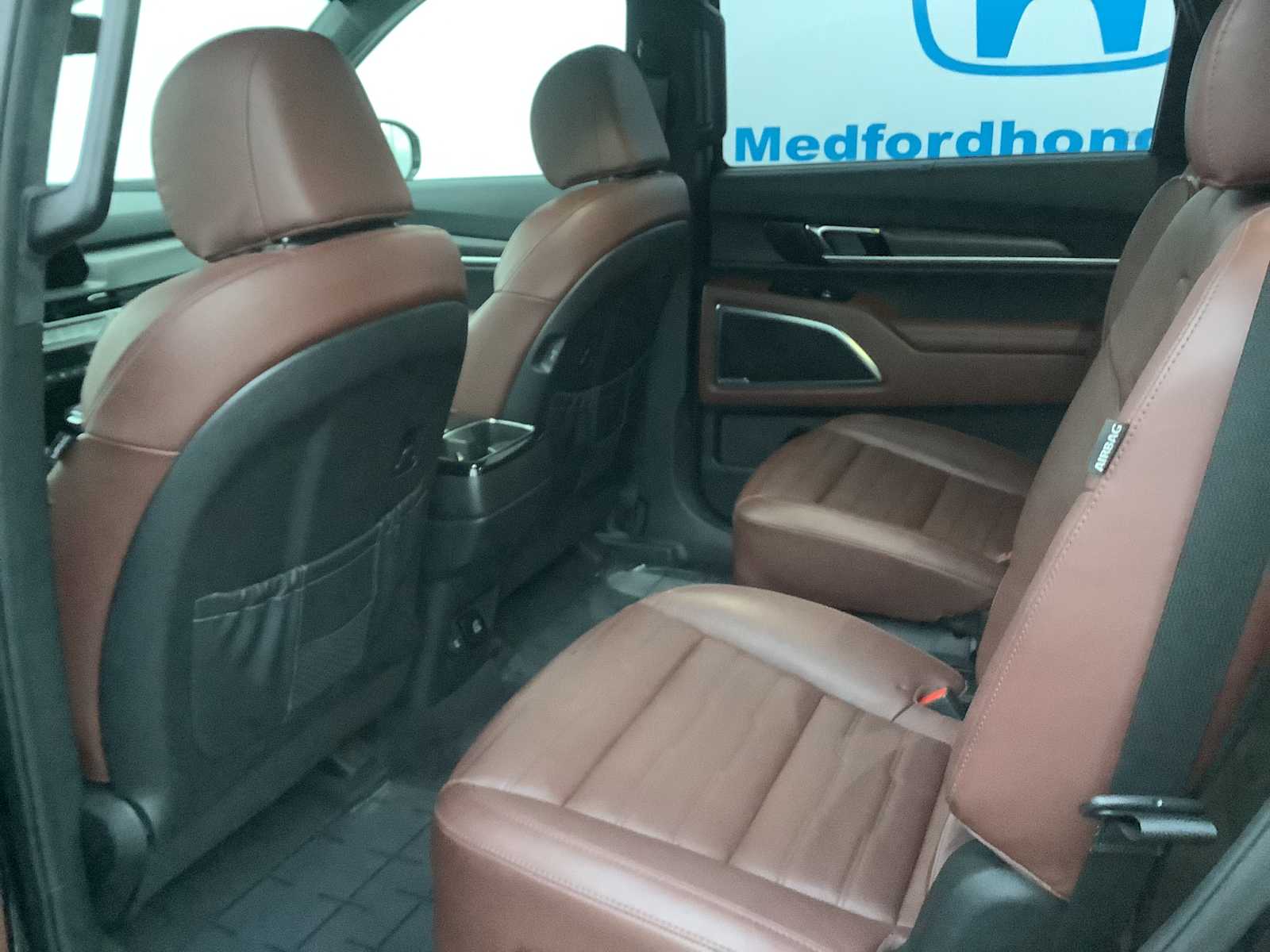 Thumbnail: 2023 Kia Telluride - 12