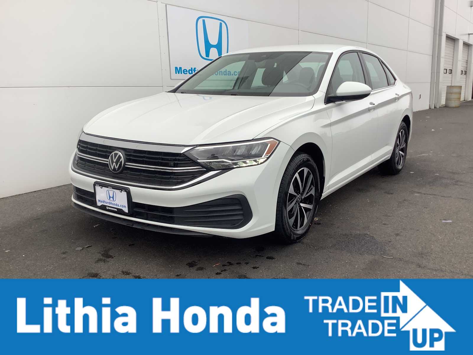 2024 Volkswagen Jetta S's photo