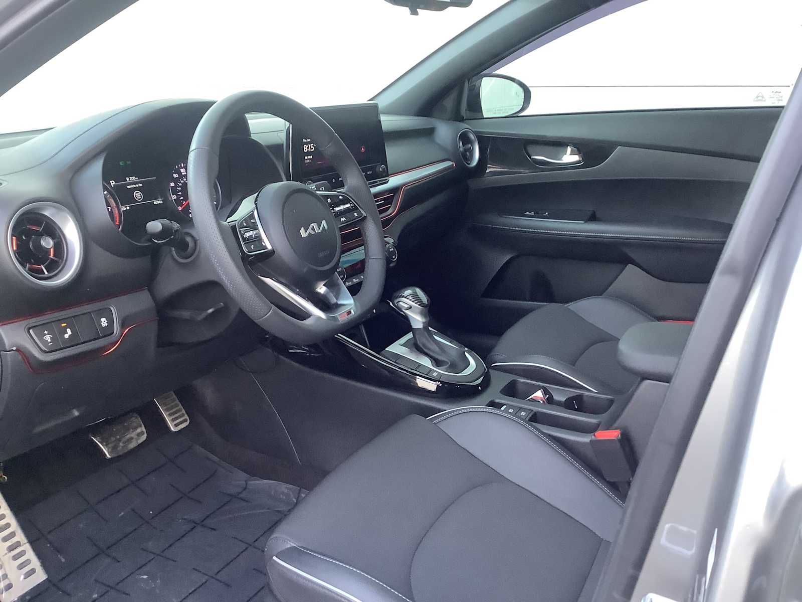 Thumbnail: 2024 Kia Forte - 3