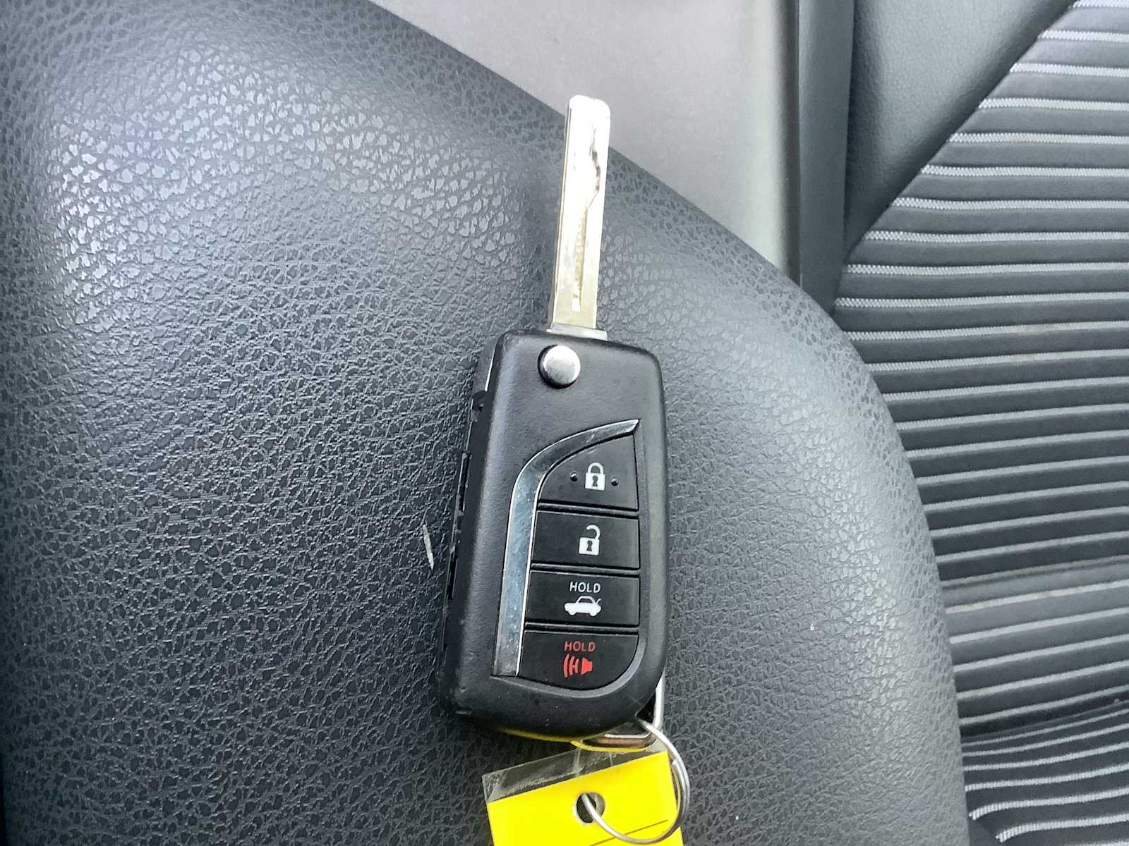 Thumbnail: 2022 Toyota Camry - 19