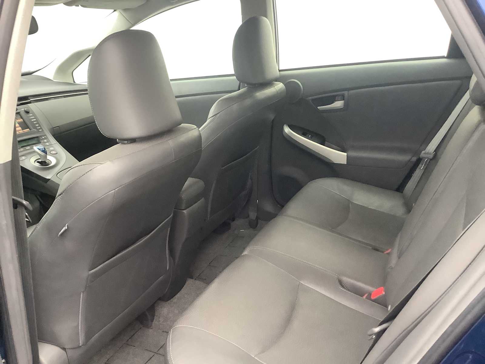 Thumbnail: 2011 Toyota Prius - 12