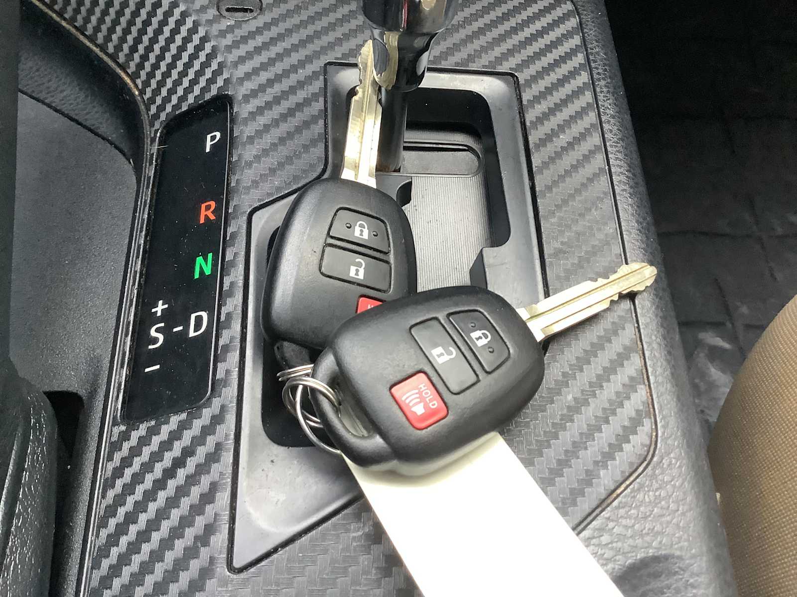 Thumbnail: 2013 Toyota RAV4 - 19