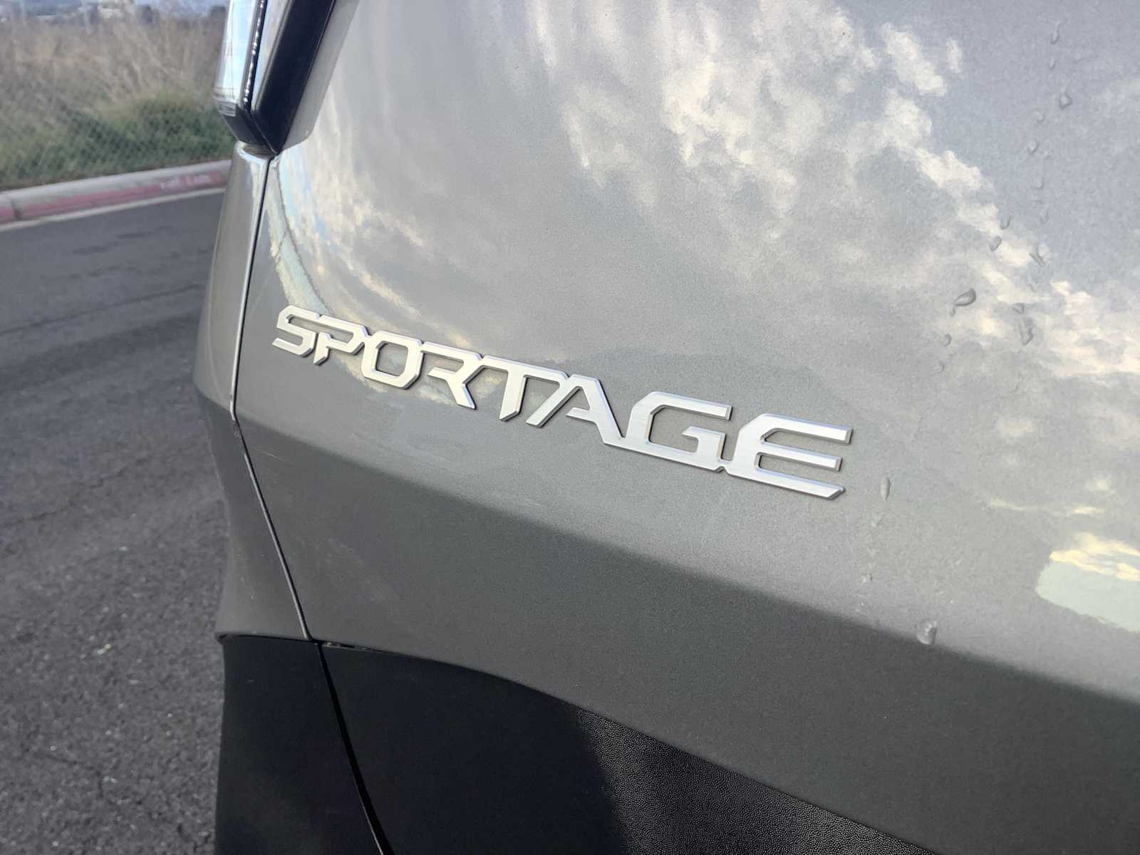 Thumbnail: 2023 Kia Sportage - 6