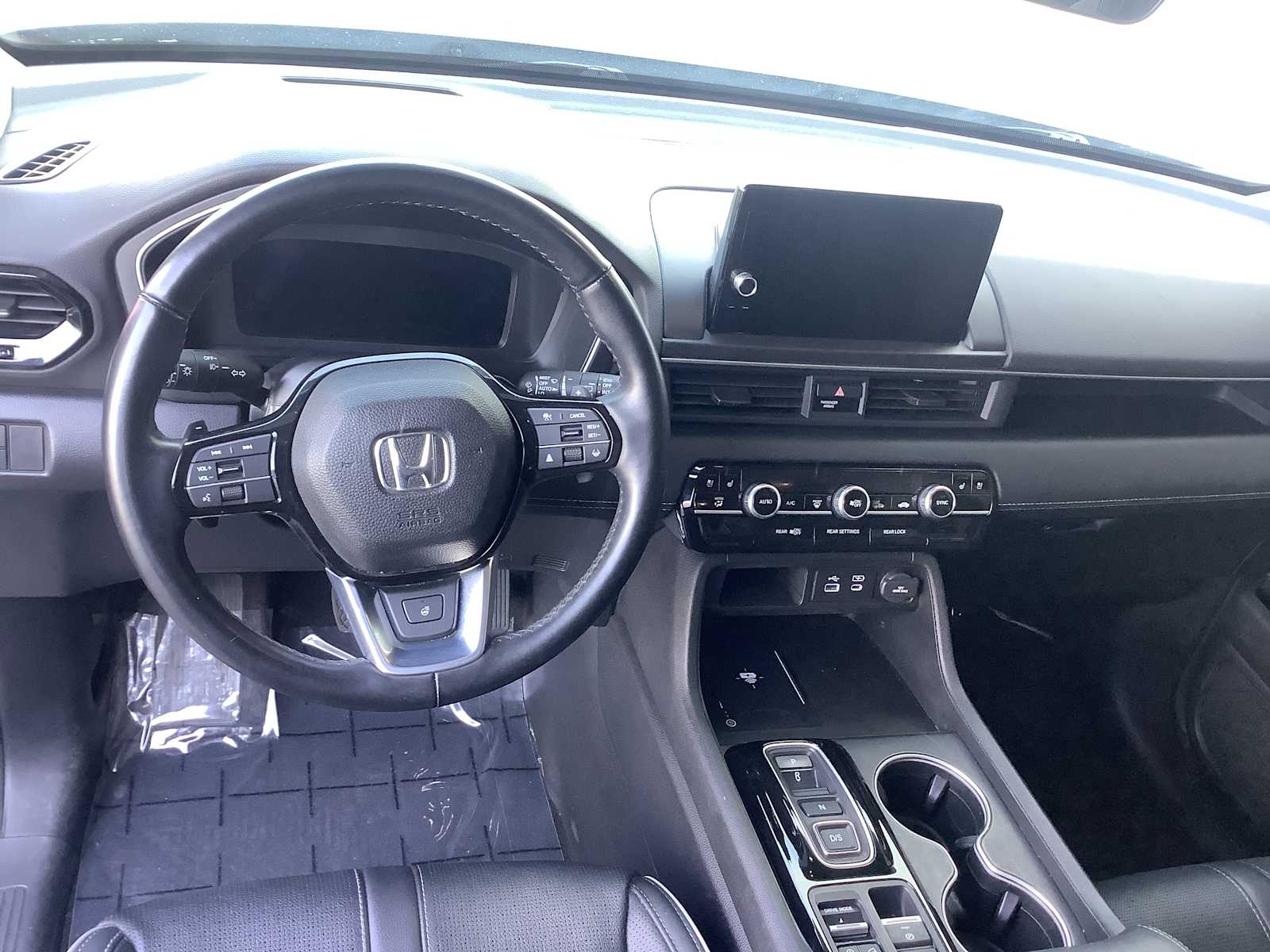 2023 Honda Pilot Elite - Photo 11