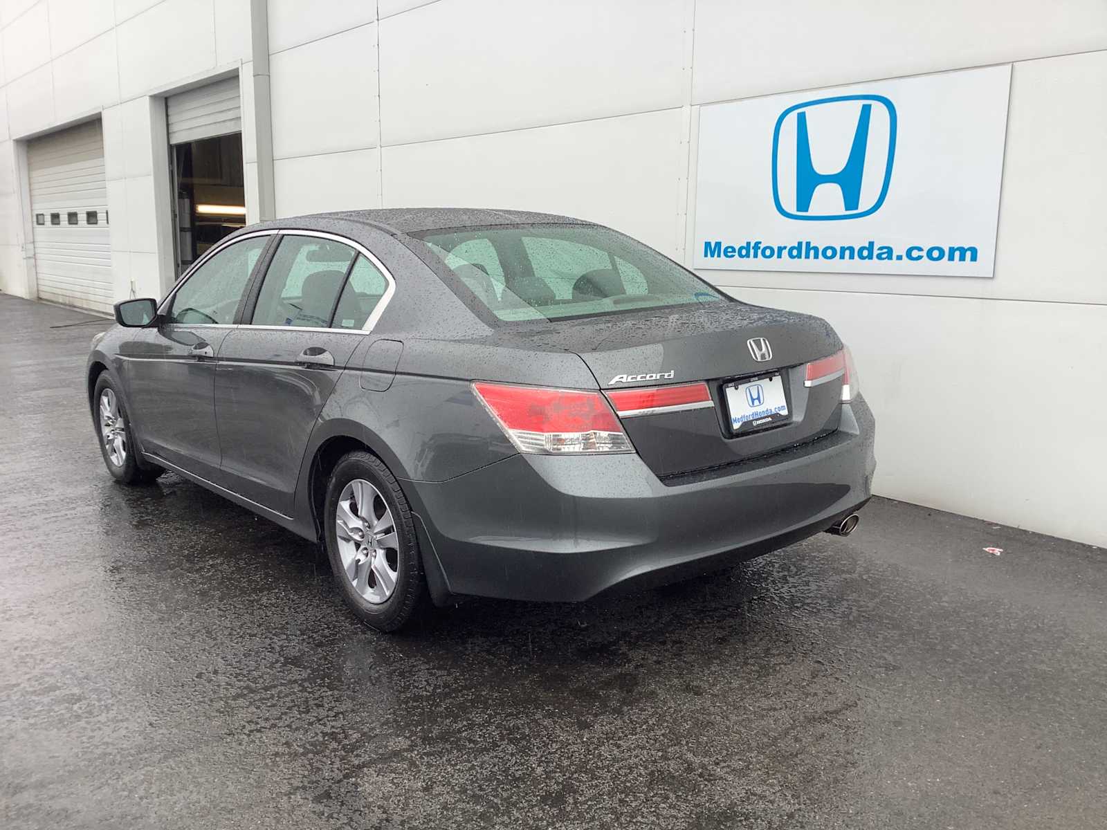 2011 Honda Accord LX-P photo 4