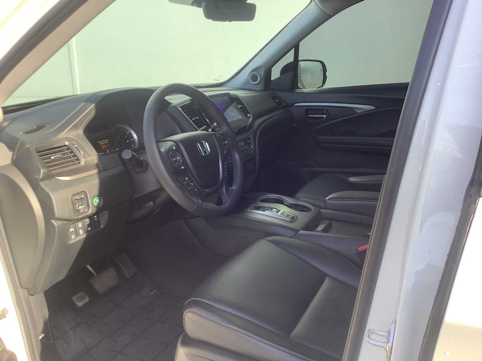 Thumbnail: 2023 Honda Ridgeline - 3