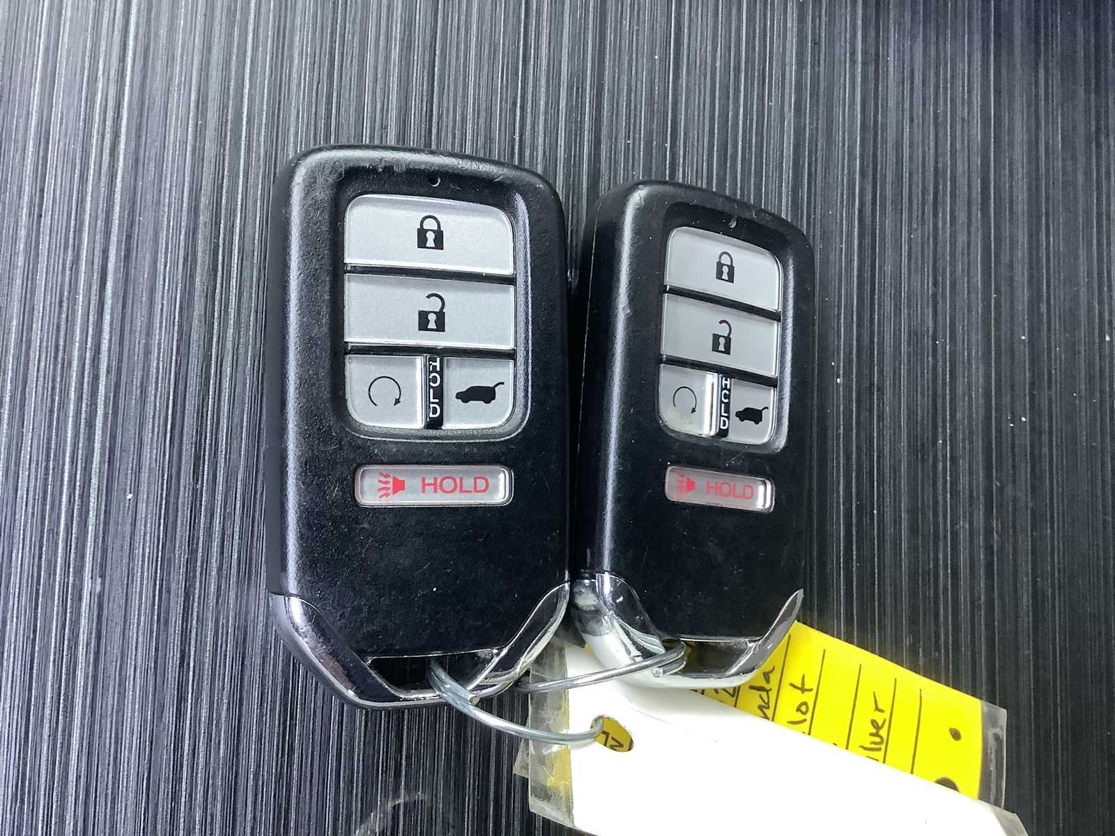 2022 Honda Pilot SE - Photo 21
