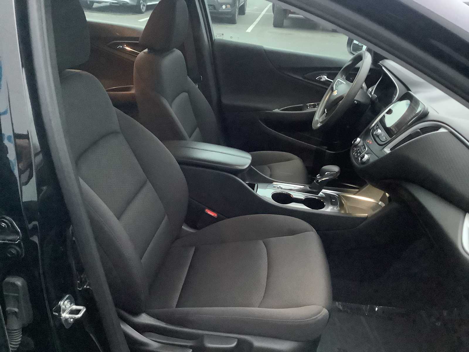 Thumbnail: 2023 Chevrolet Malibu - 15