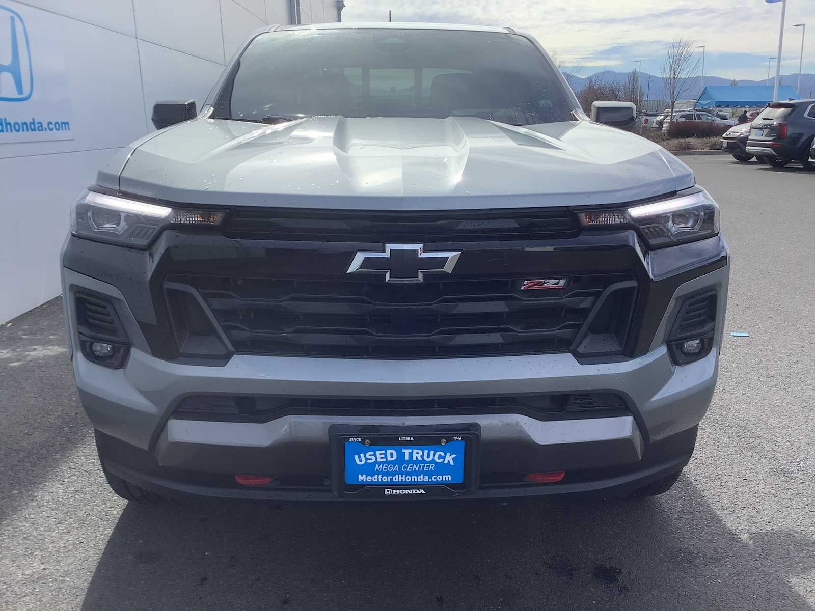 Thumbnail: 2023 Chevrolet Colorado - 9