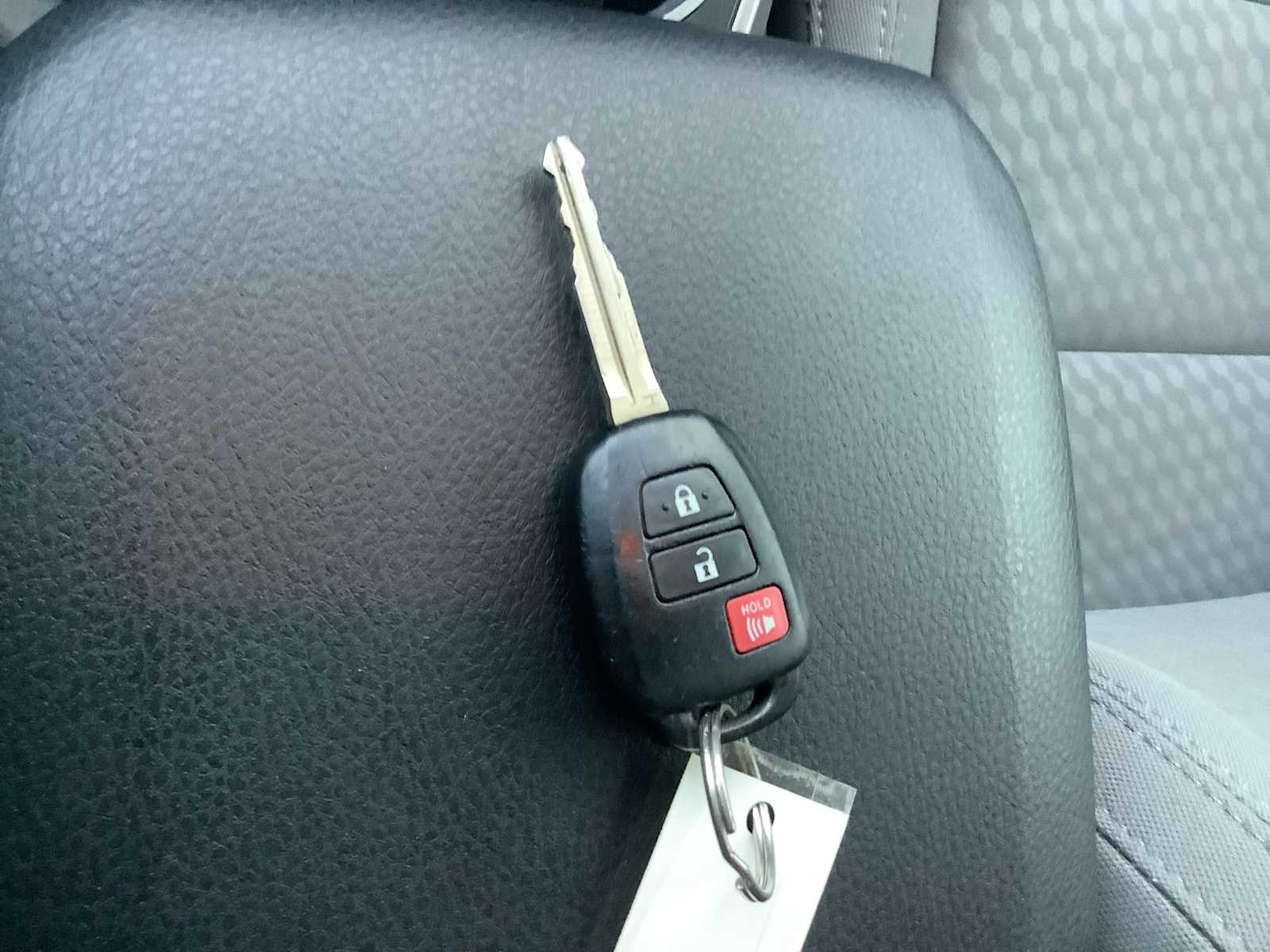 Thumbnail: 2022 Toyota Tacoma - 19