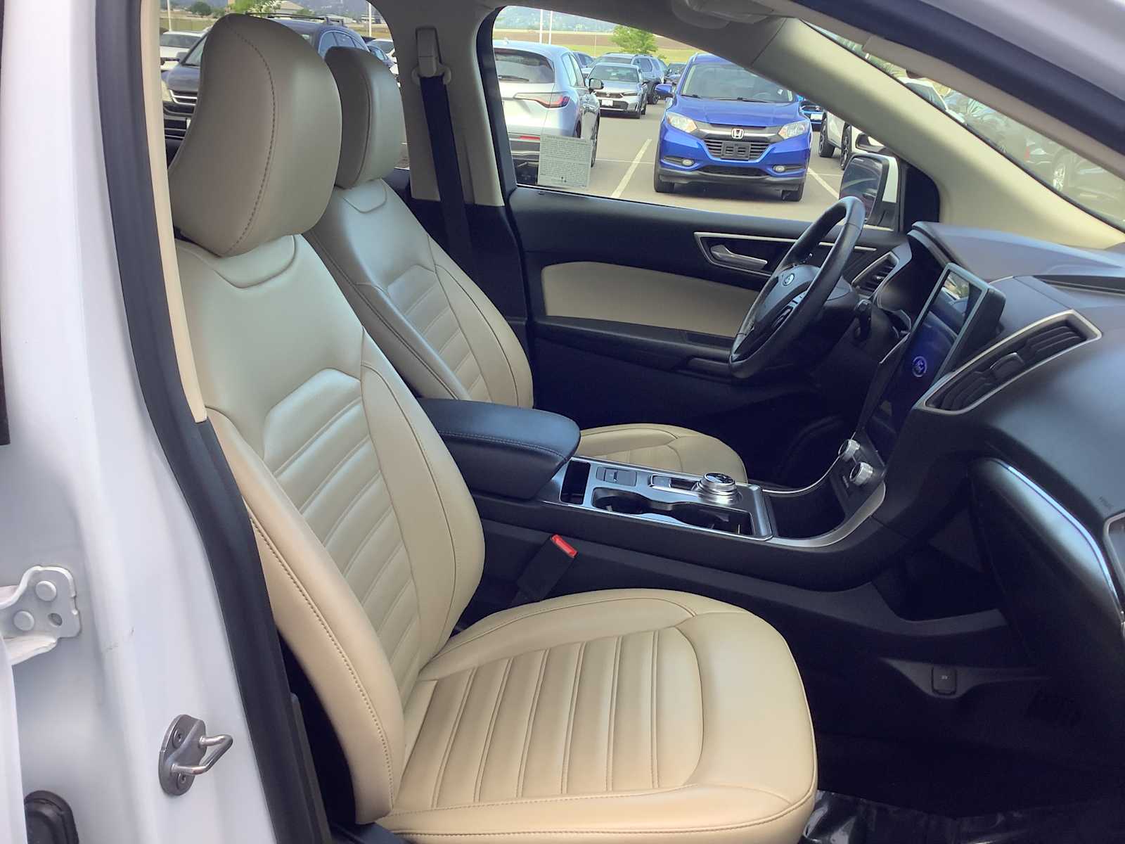 Thumbnail: 2022 Ford Edge - 15