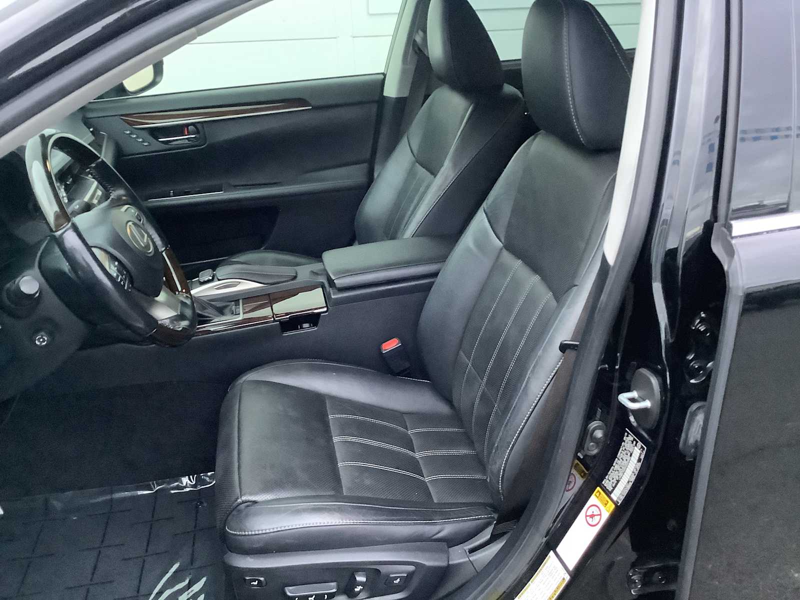 Thumbnail: 2016 Lexus ES - 11